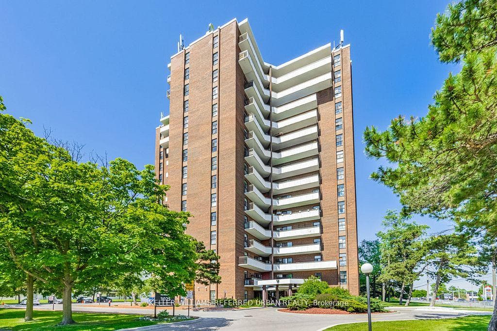 3025 Queen Frederica Drive Unit 1007, Mississauga, ON L4Y 3A1 - Photo 1