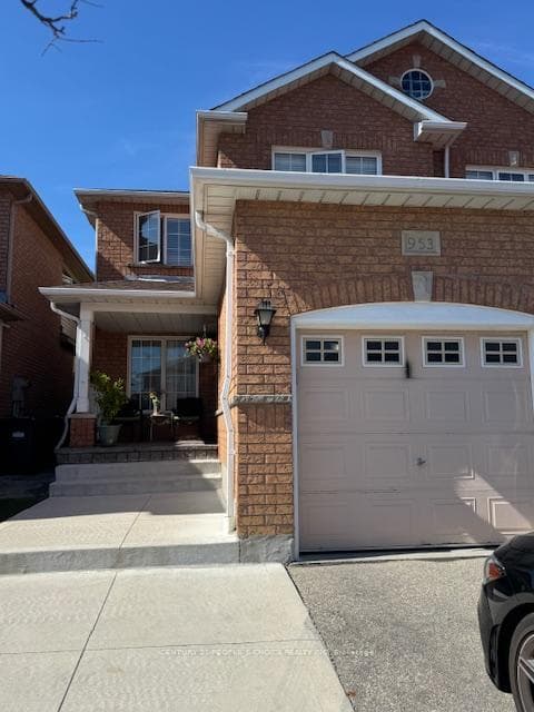 953 Sonoma Court Unit BSMT, Mississauga, ON L5V 2P4 - Photo 1