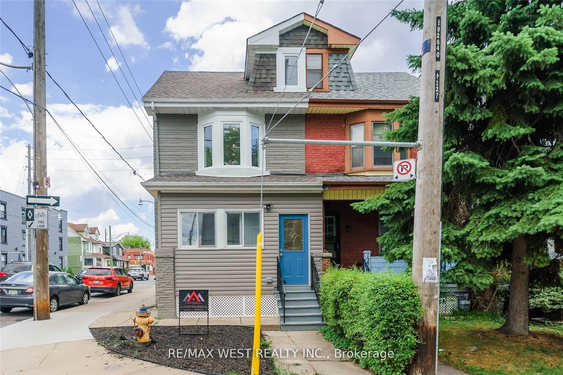 129 Curzon Street Unit Main, Riverdale / Leslieville, ON M4M 3B3 - Photo 1
