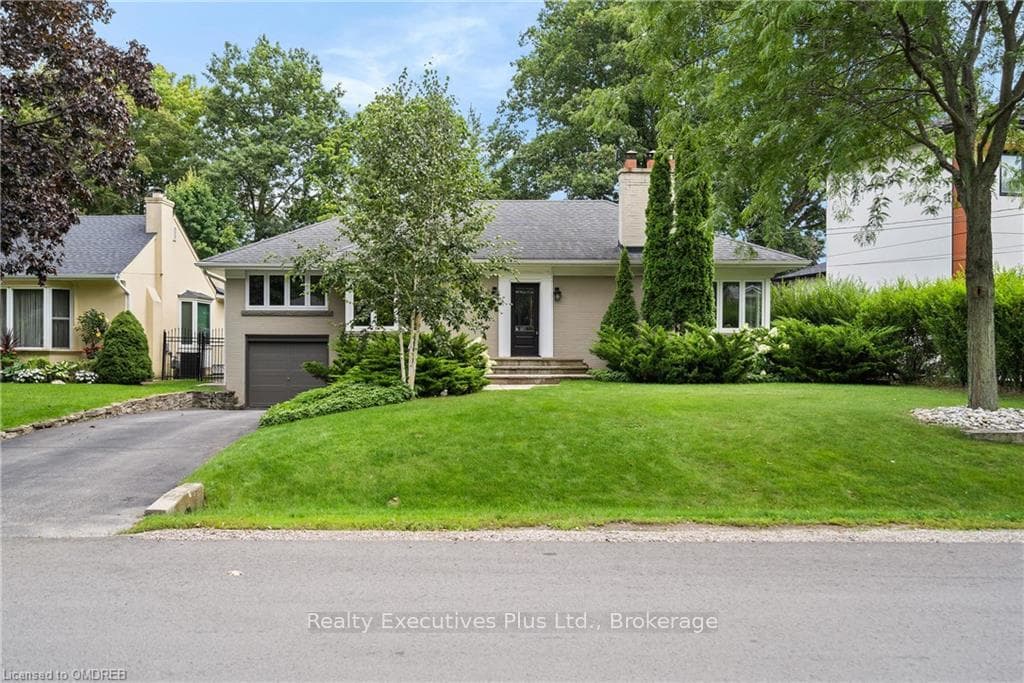 394 RIVER SIDE Drive, Oakville, ON L6K 3N7 - Photo 1