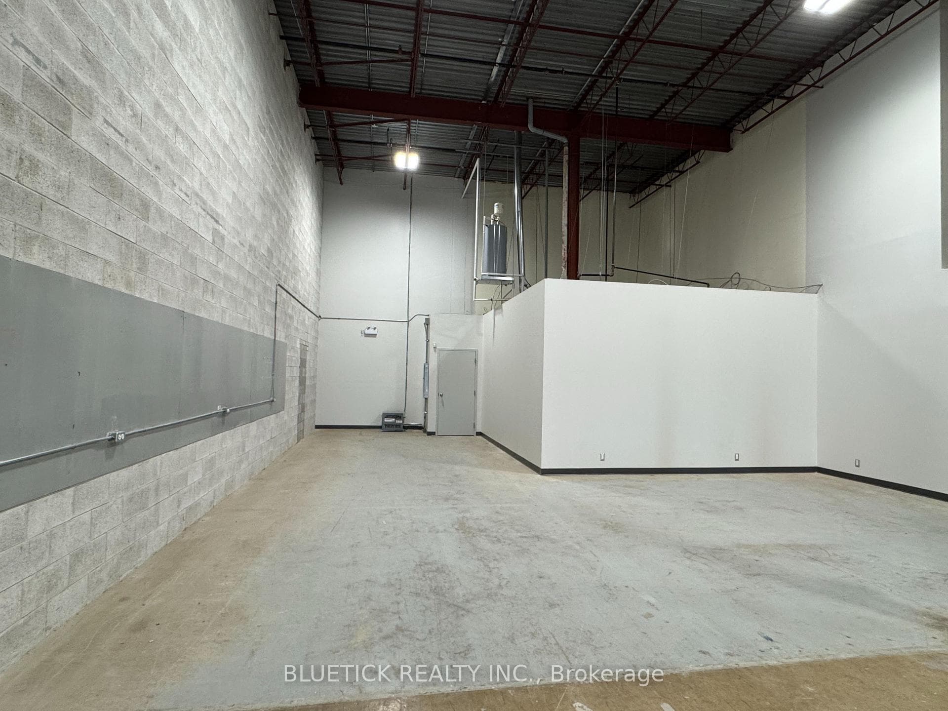 6665 Millcreek Drive Unit 4, Mississauga, ON L5N 5M4 - Photo 1