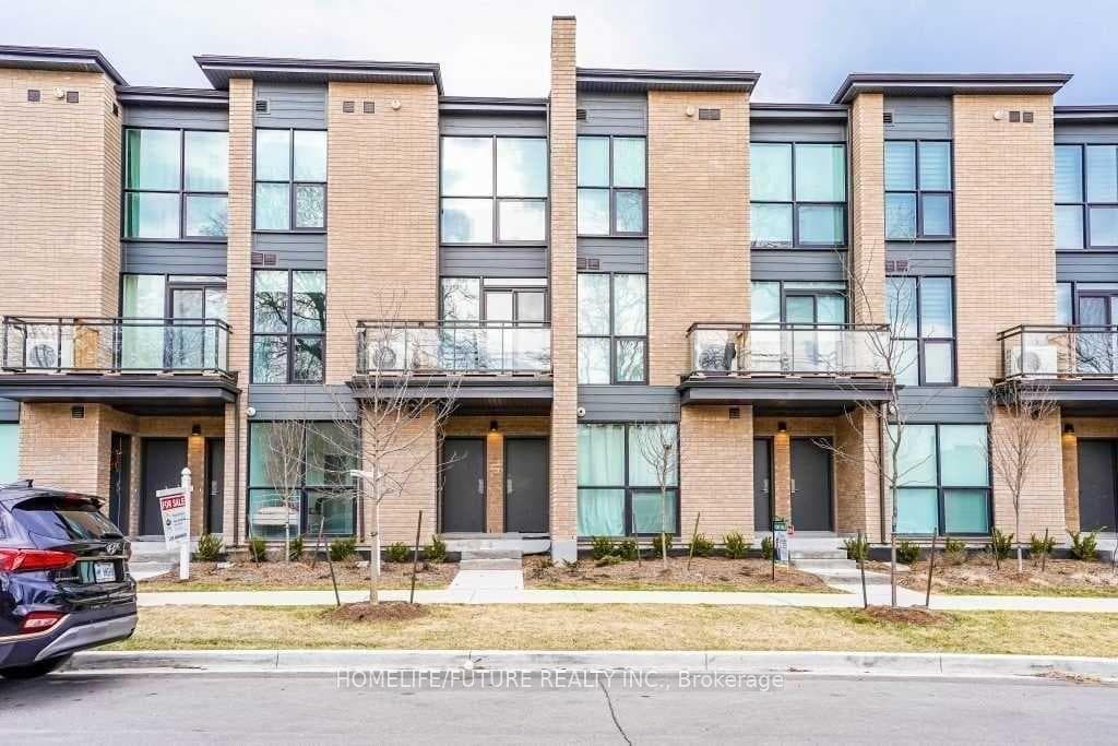 11 Falaise Road Unit B, Rouge / Port Union / Malvern, ON M1E 3B6 - Photo 1