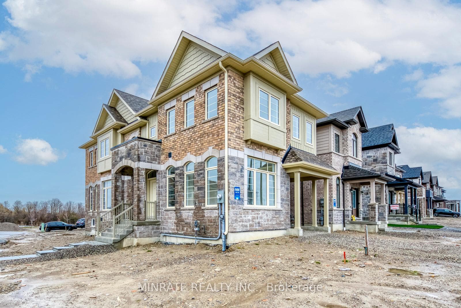 691 Catalina Manor, Pickering, ON L1X 0V1 - Photo 1