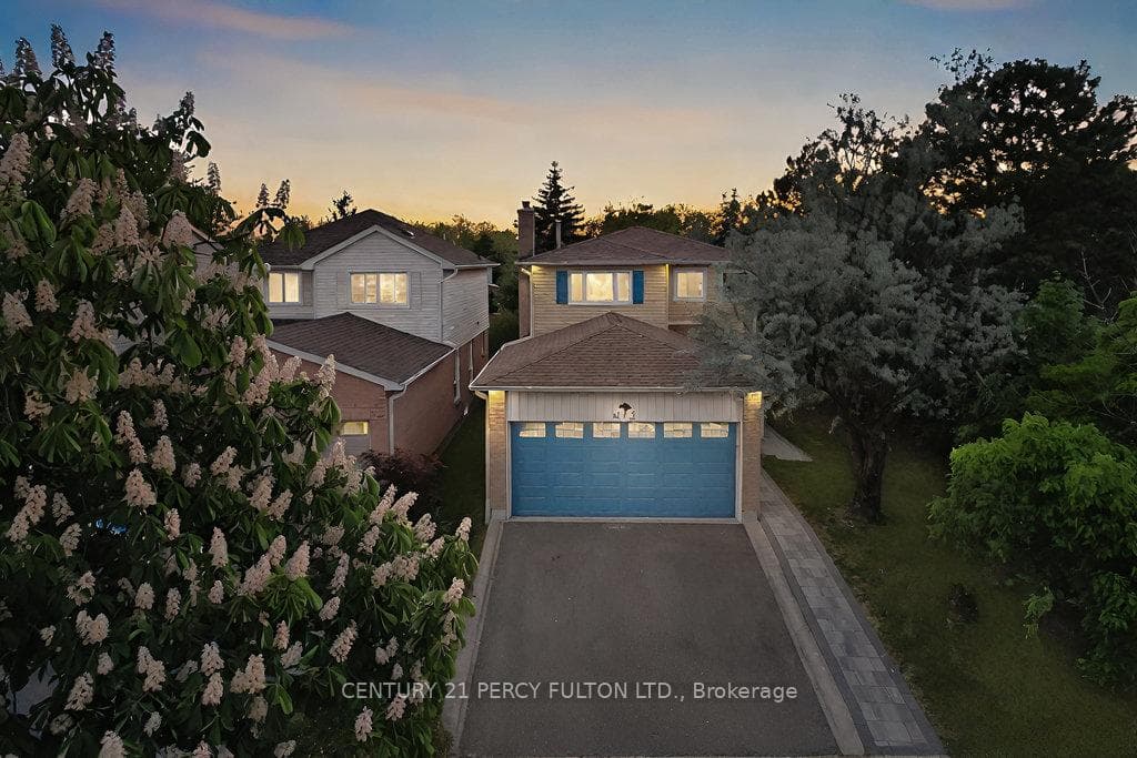 6117 Fullerton Crescent, Mississauga