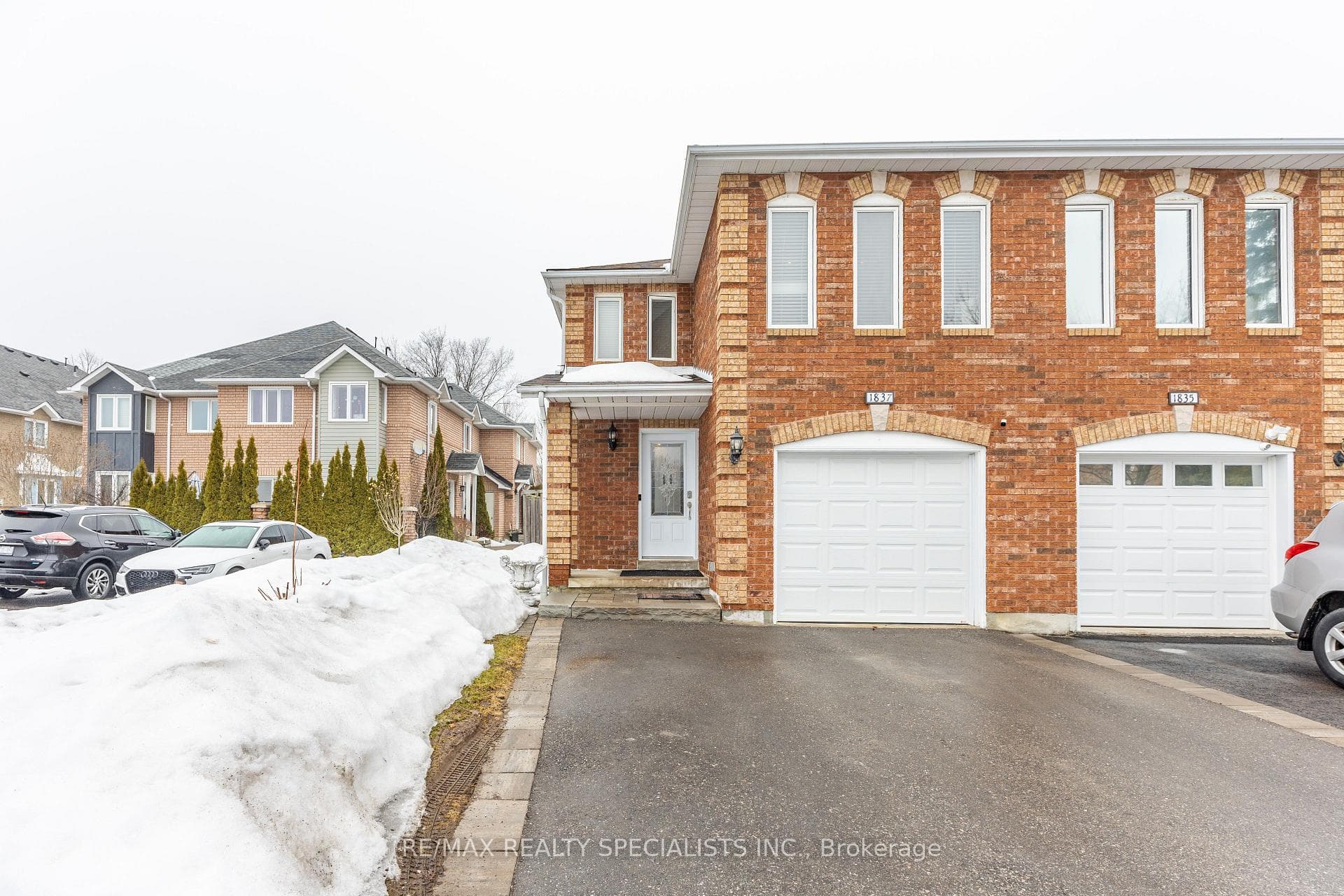 1837 Valleyview Drive, Pickering, ON L1V 6J5 - Photo 1