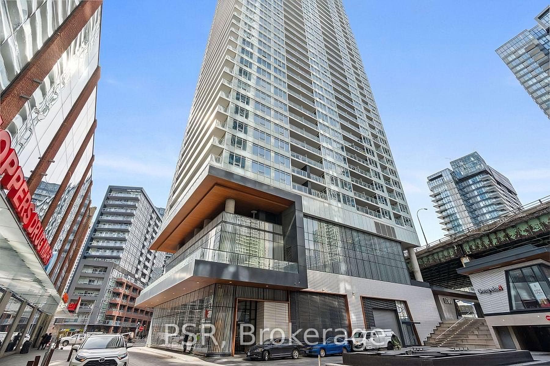 17 Bathurst Street Unit 3708, Downtown Toronto / Waterfront, ON M5V 0N1 - Photo 1