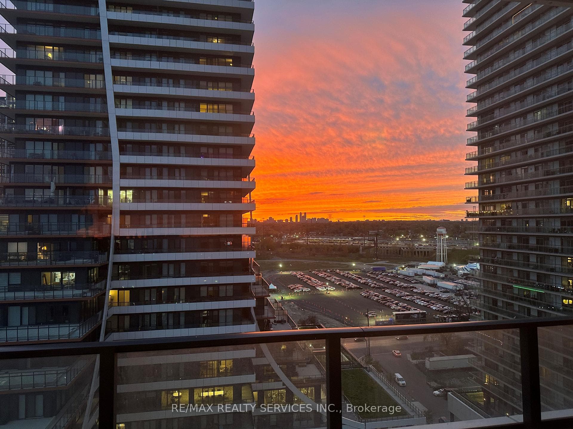 20 Shore Breeze Drive Unit 1402, Liberty Village / Parkdale / South Parkdale, ON M8V 0C7 - Photo 1