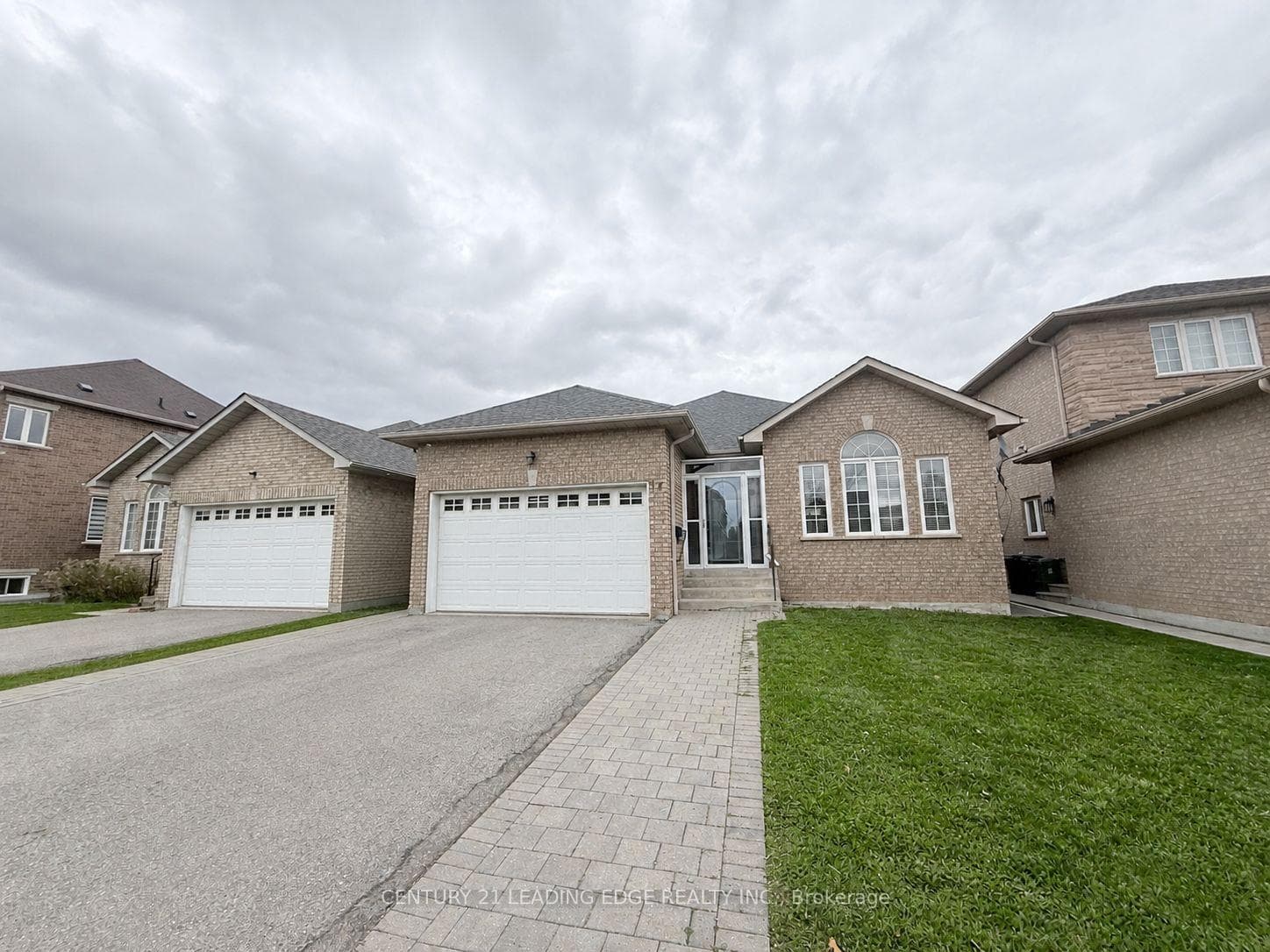 17 Leafield Drive, Scarborough Village / Eglinton East, ON M1W 2R2 - Photo 1