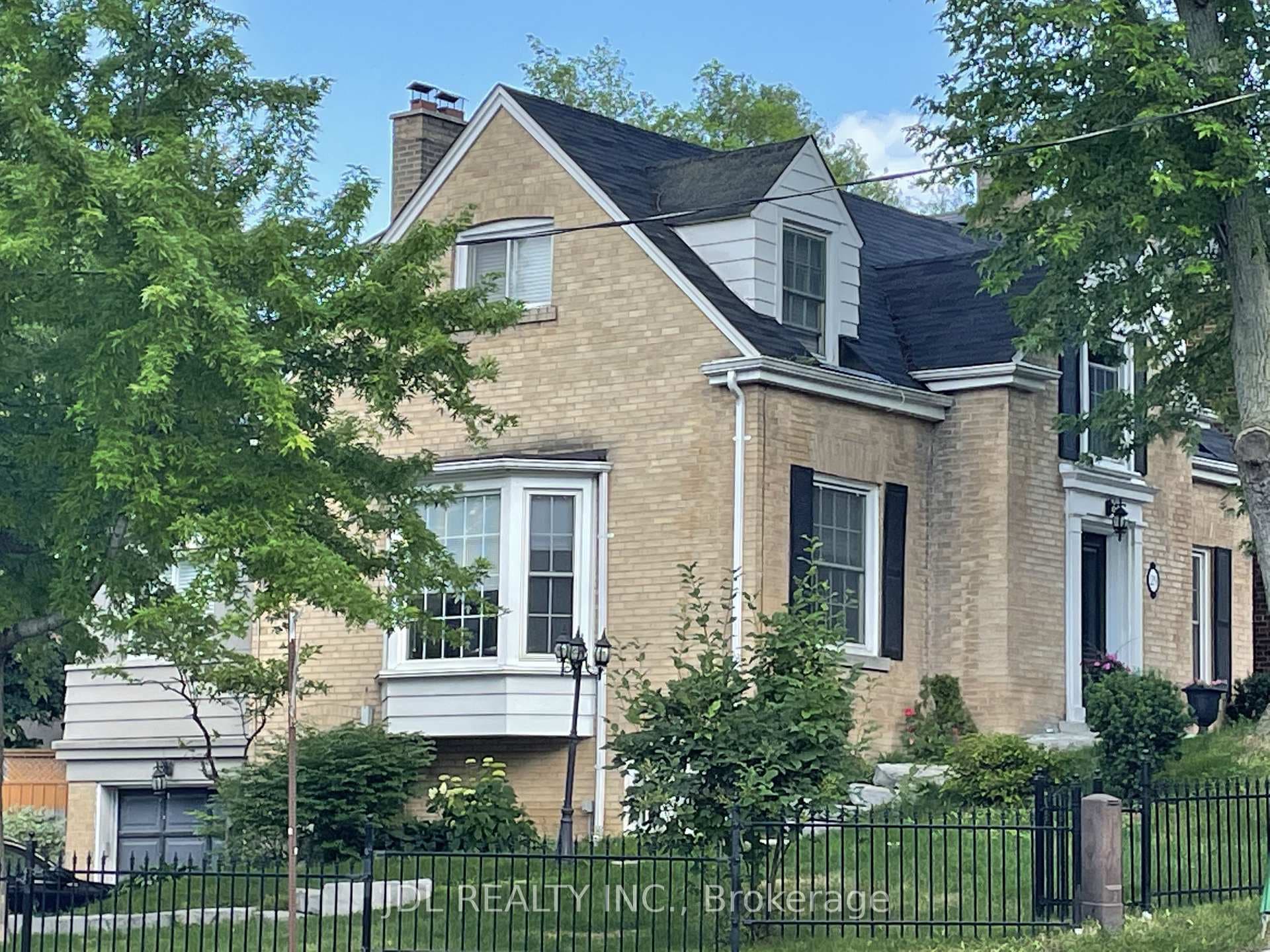 29 Highbourne Avenue, Annex / Yorkville / Summerhill, ON M5P 2J1 - Photo 1