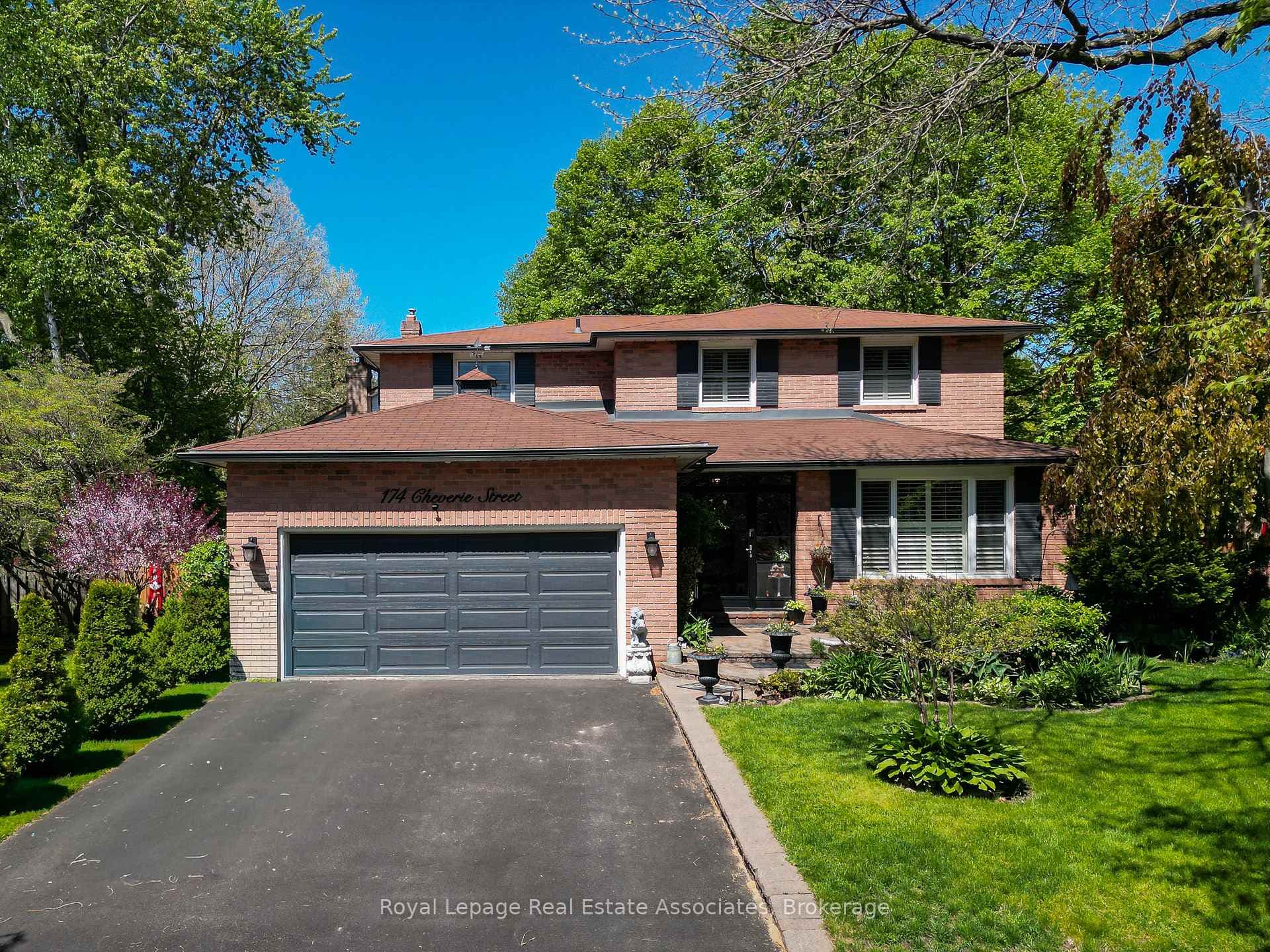 174 Cheverie Street, Oakville