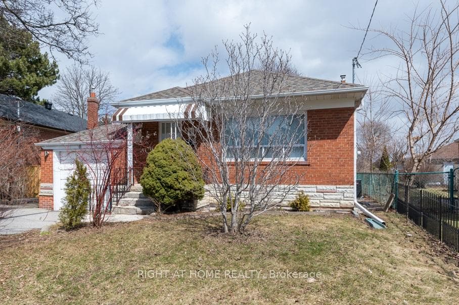 6 Bellvare Crescent, Dorset Park / Kennedy Park, ON M1R 2M9 - Photo 1