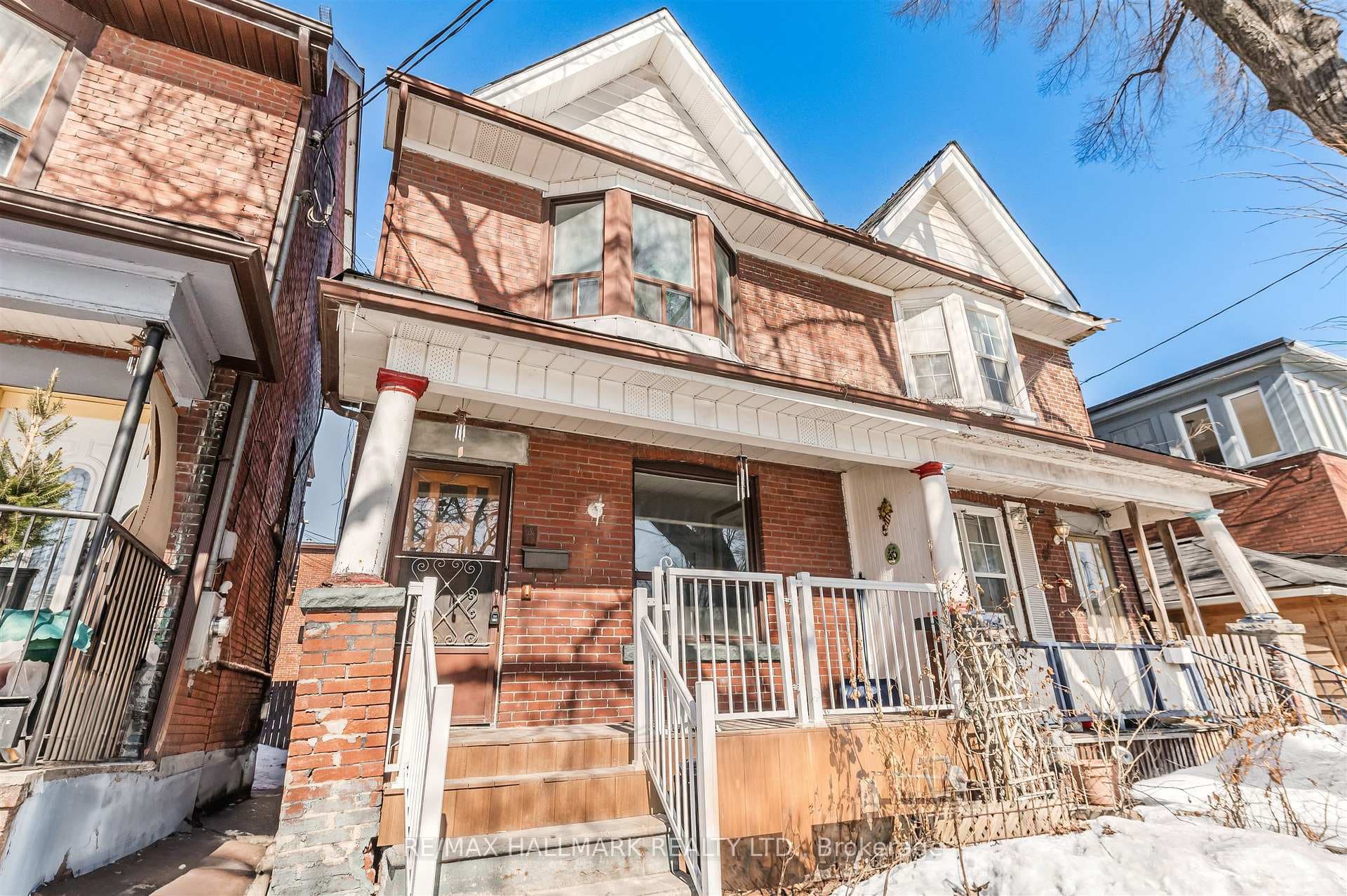 4 Irene Avenue, Bloor West Village / Swansea, ON M6G 1M6 - Photo 1