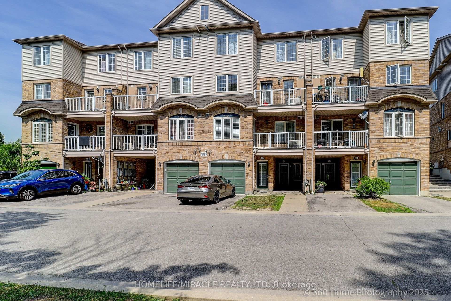 42 Pinery Trail Unit 35, Scarborough (Morningside / West Hill), ON M1B 6H9 - Photo 1