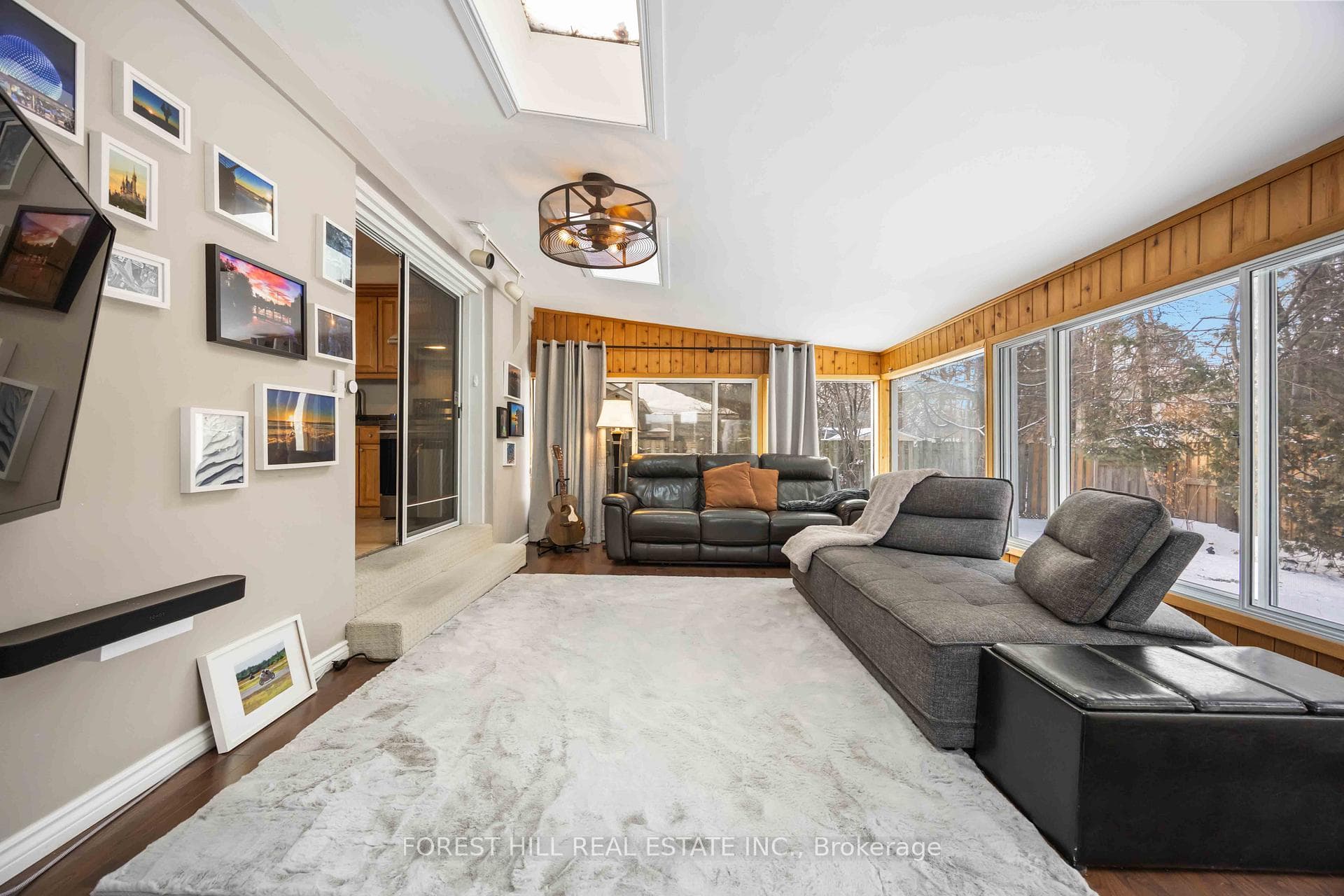 44 Addison Crescent, Don Mills / Parkwoods / Victoria Village, ON M3B 1K8 - Photo 1