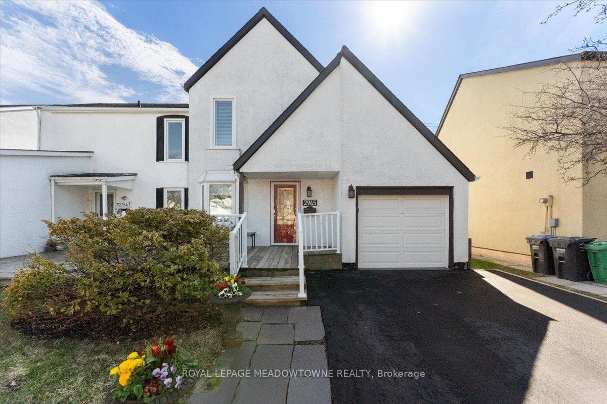 2945 Nipiwin Drive, Mississauga, ON L5N 1Y1 - Photo 1