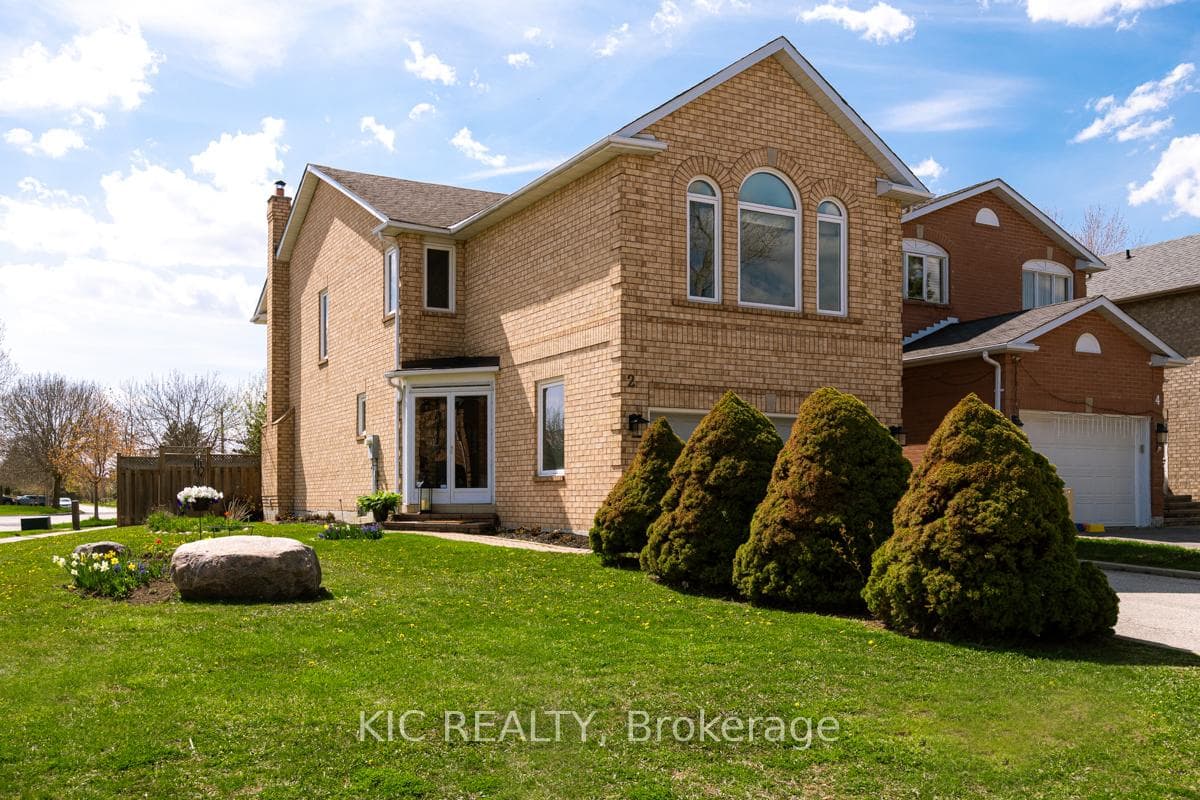 2 Bayel Crescent, Richmond Hill