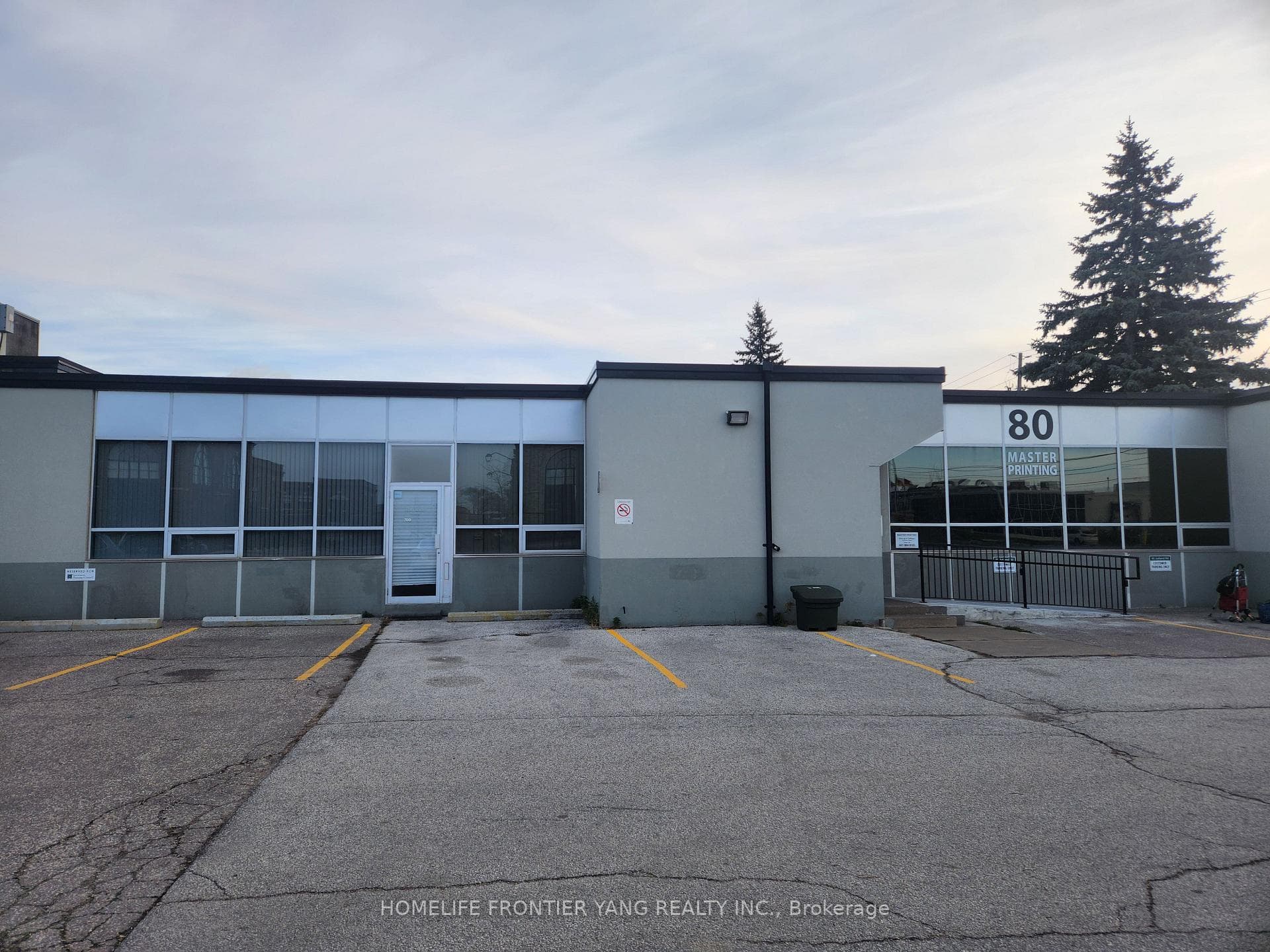 80 Jutland Road, Etobicoke (Islington / Rexdale), ON M8Z 2H1 - Photo 1