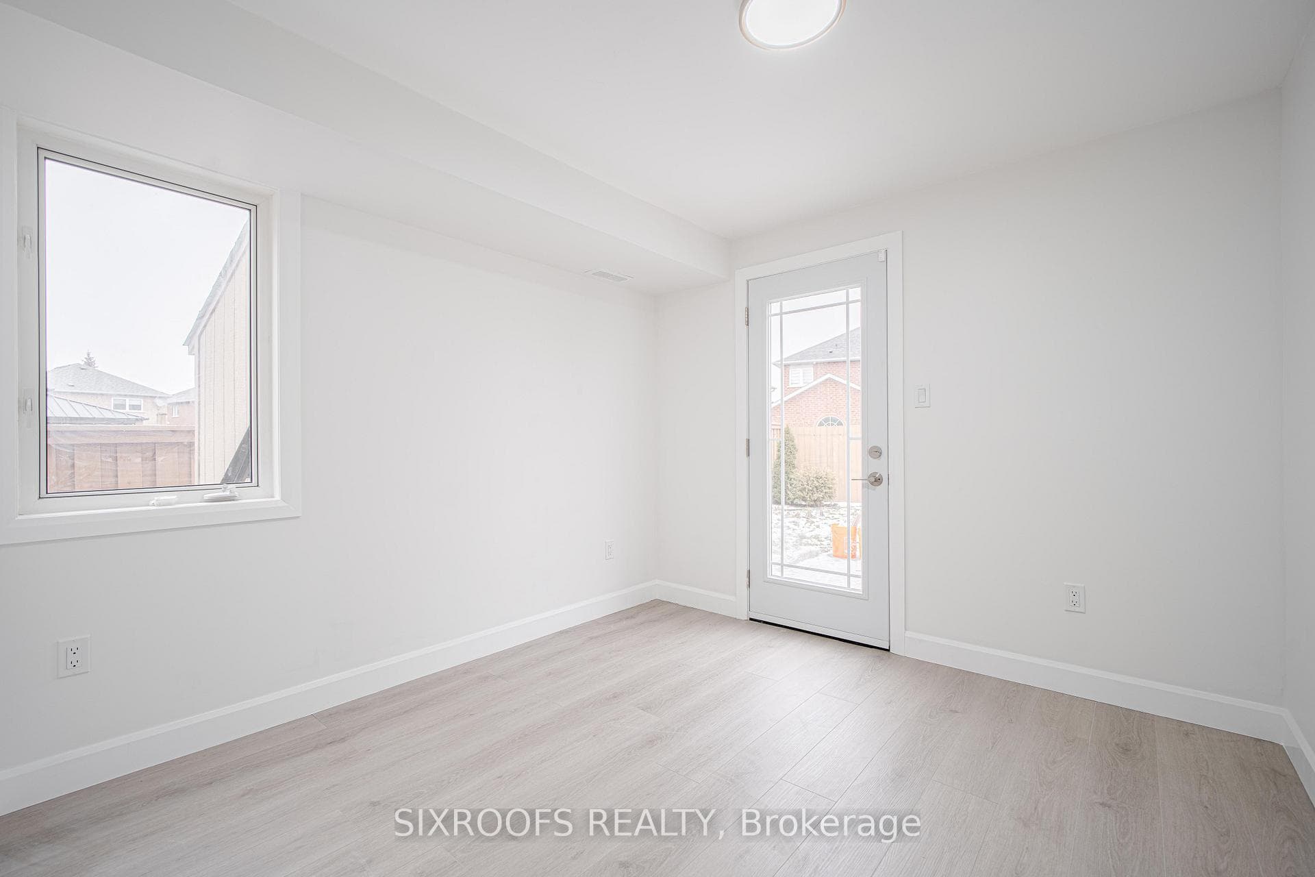 23 San Vito Drive Unit Lower, Vaughan