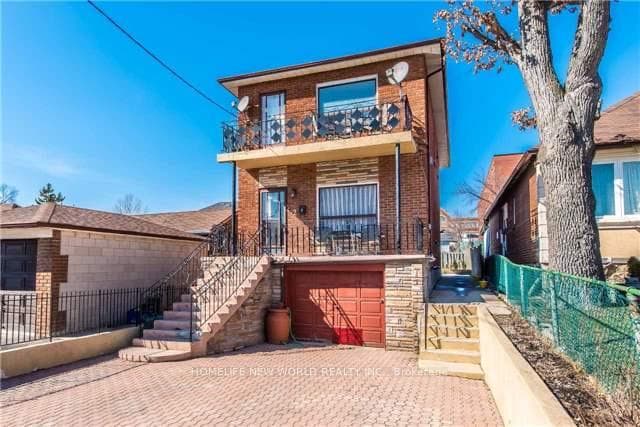 2 Thornton Avenue Unit 1, Keelesdale / Eglinton West, ON M6E 2C9 - Photo 1
