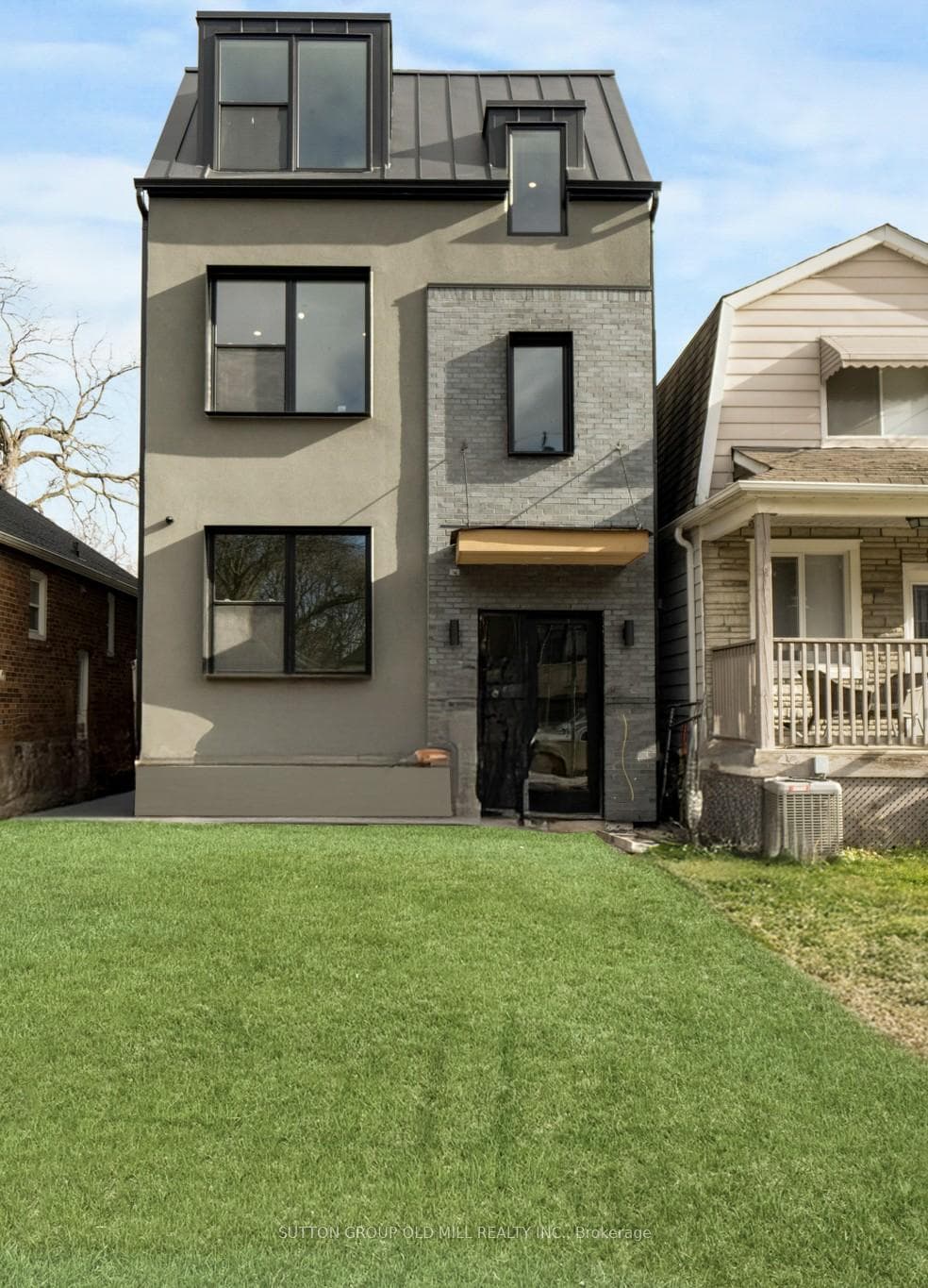 625 Harvie Avenue Unit 02, Keelesdale / Eglinton West, ON M6E 4M4 - Photo 1