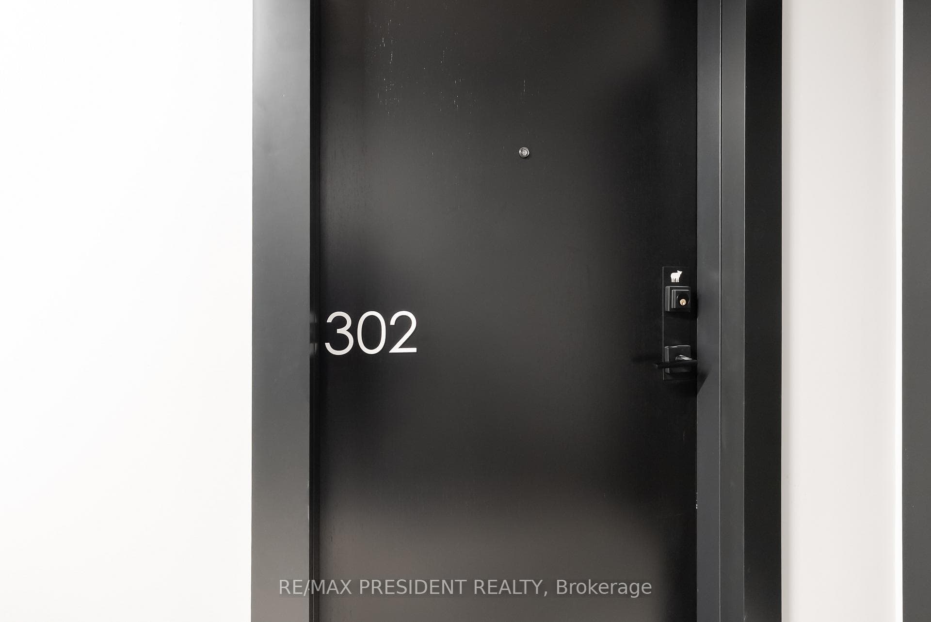 284 King Street Unit 302, Regent Park / Cabbagetown / St. James Town, ON M5A 0K3 - Photo 1