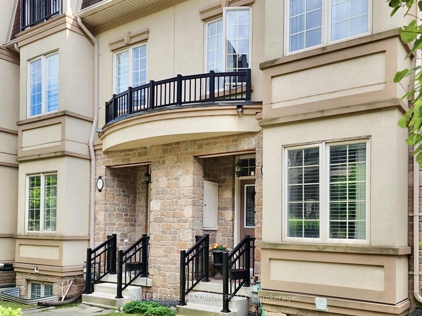 9 Flook Lane, Thornhill / Willowdale, ON M2R 1C4 - Photo 1