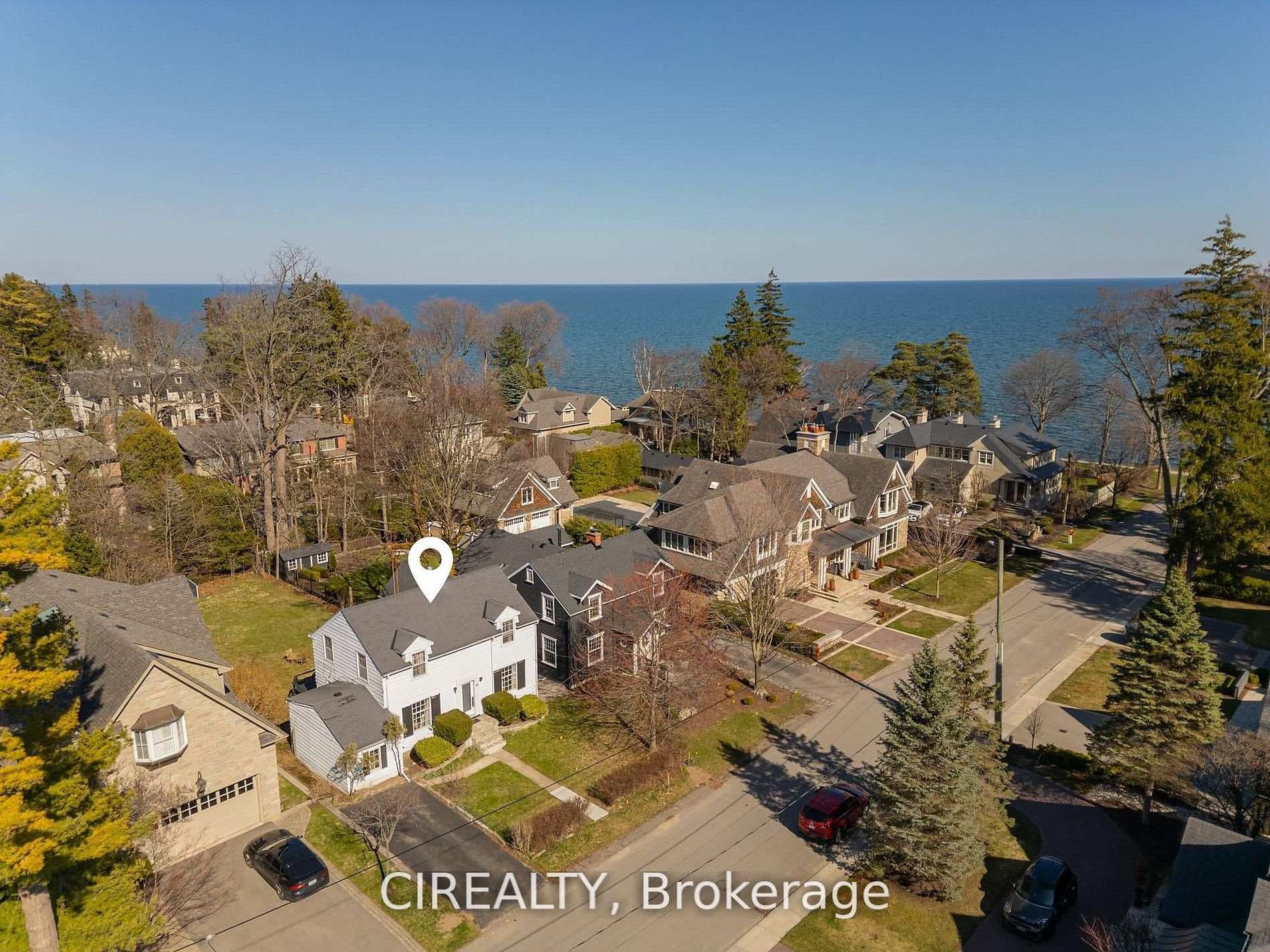 25 Howard Avenue, Oakville, ON L6J 3Y2 - Photo 1