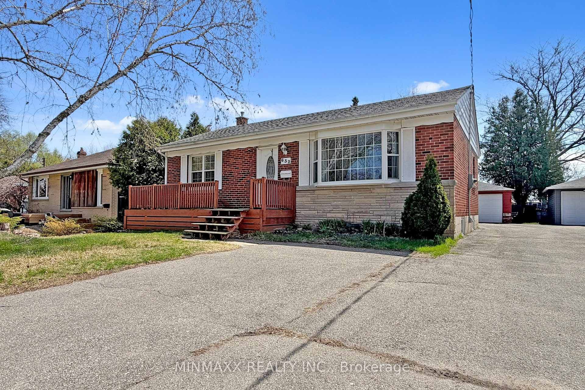 632 Inverness Avenue, Burlington