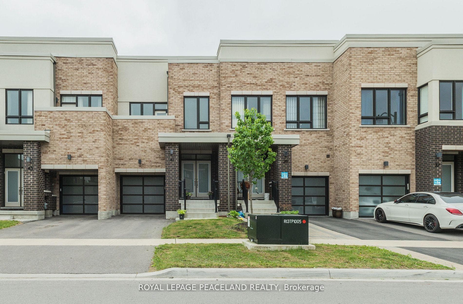 41 Dariole Drive, Richmond Hill
