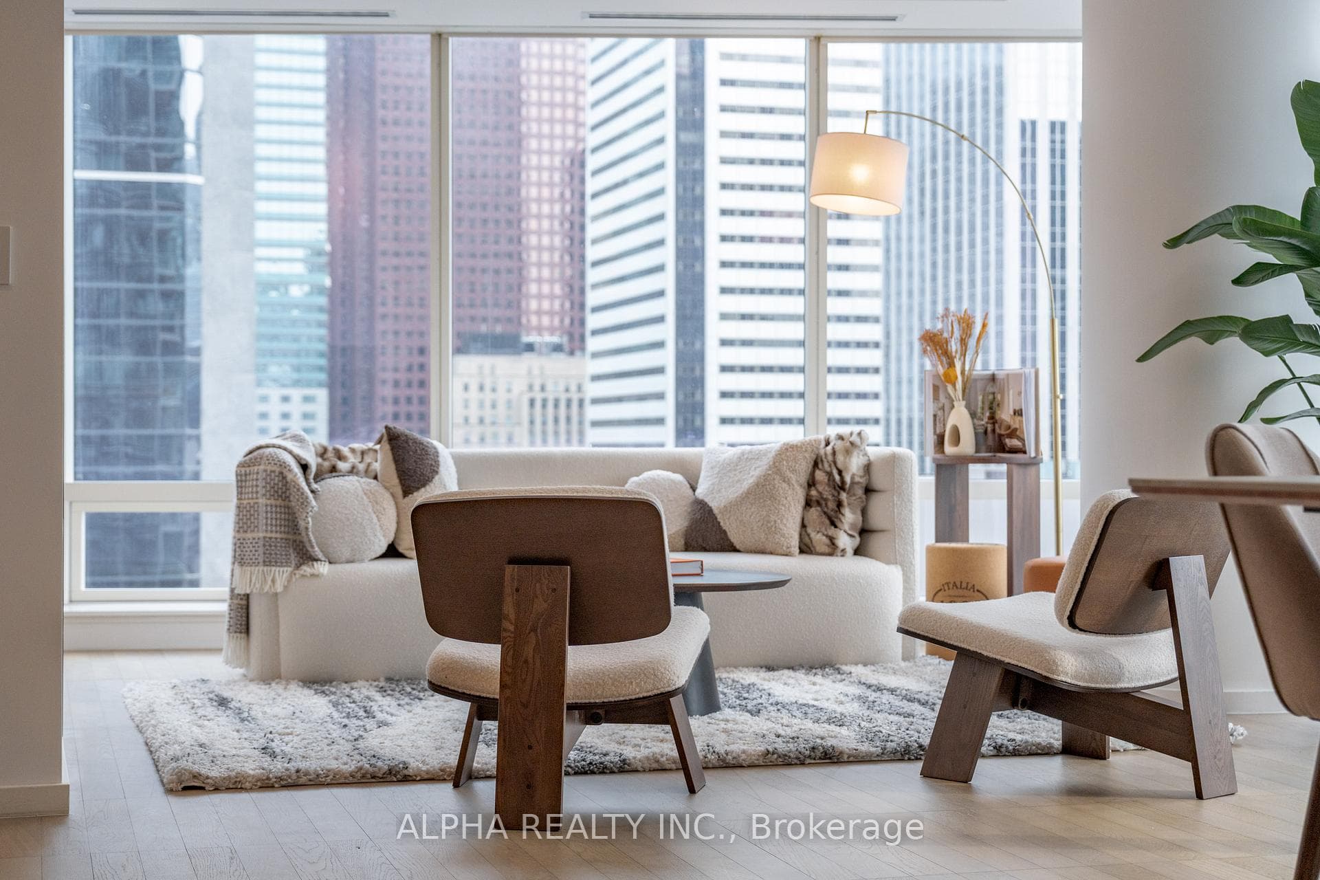 180 University Avenue Unit 2609, Downtown Toronto / Waterfront, ON M5H 0A2 - Photo 1