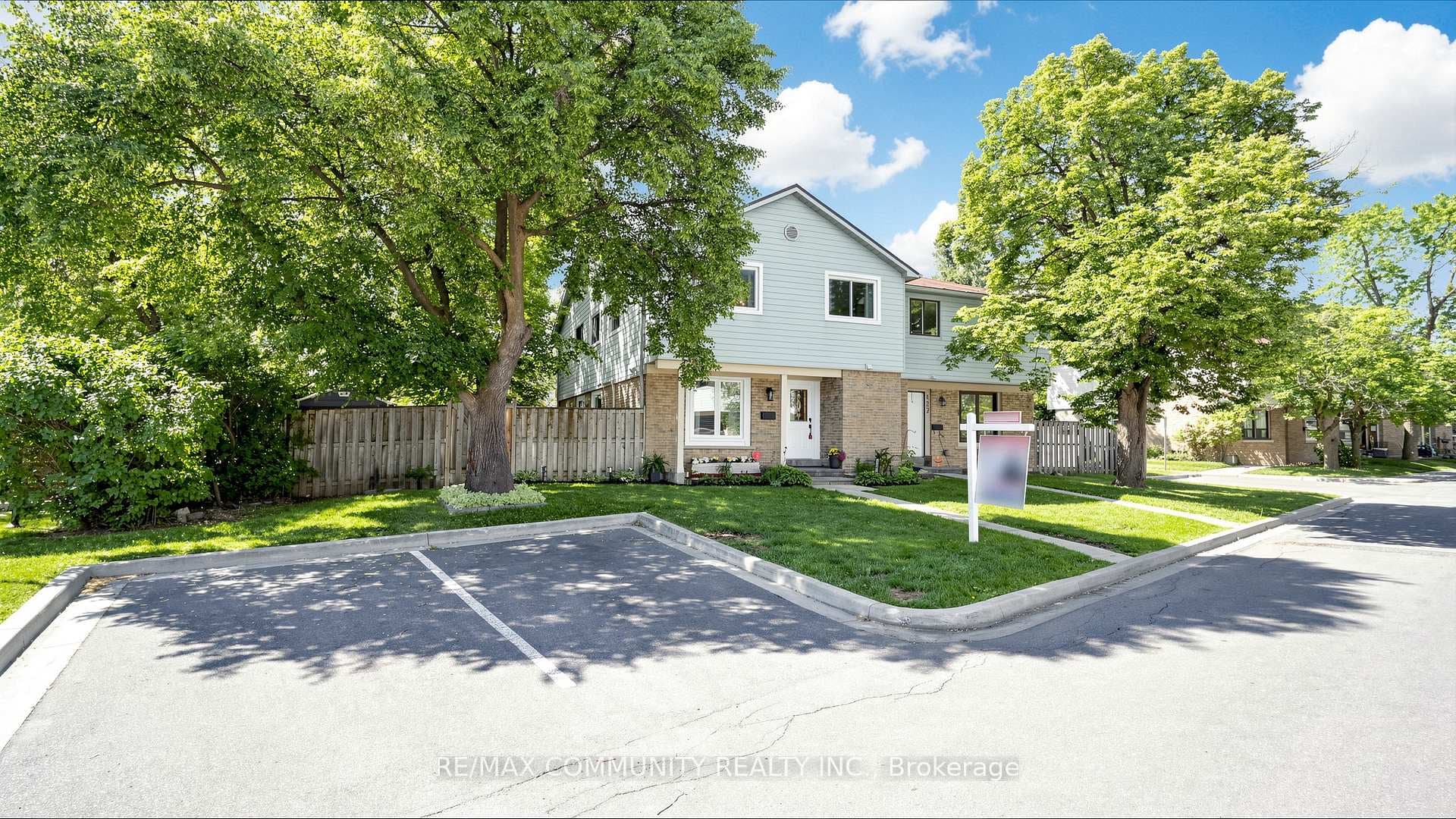6540 Falconer Drive Unit 126, Mississauga, ON L5N 1M1 - Photo 1