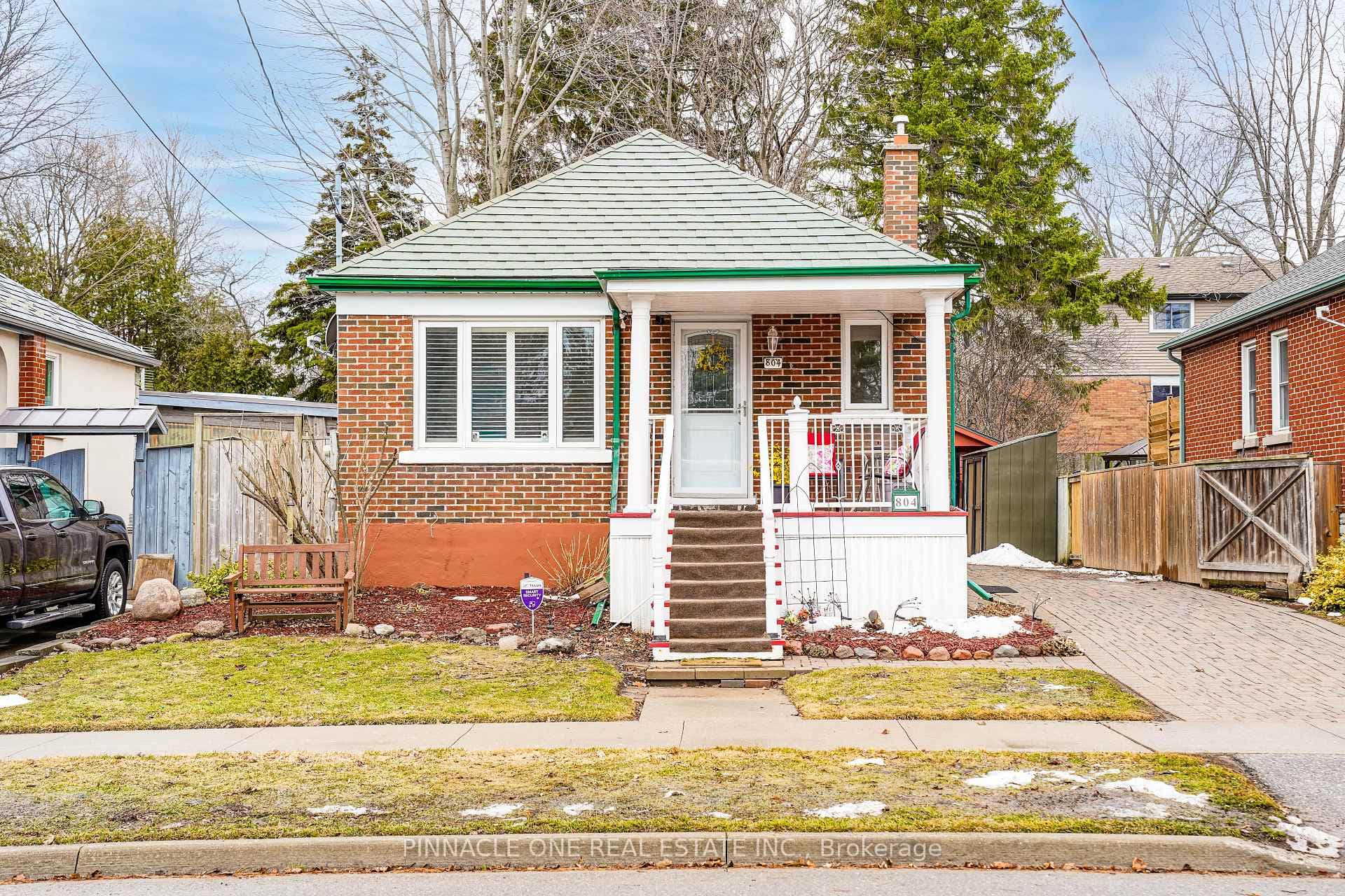 804 Byron Street, Whitby
