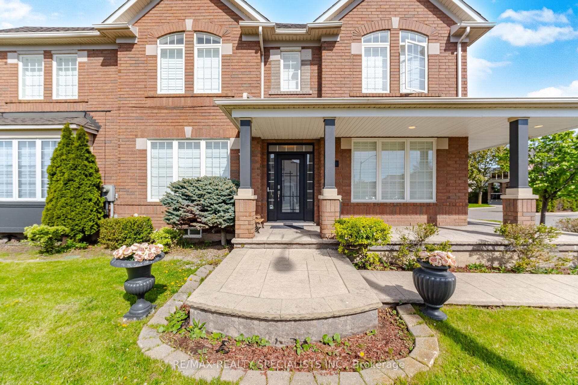 3855 Thomas Street, Mississauga, ON L5M 7A6 - Photo 1