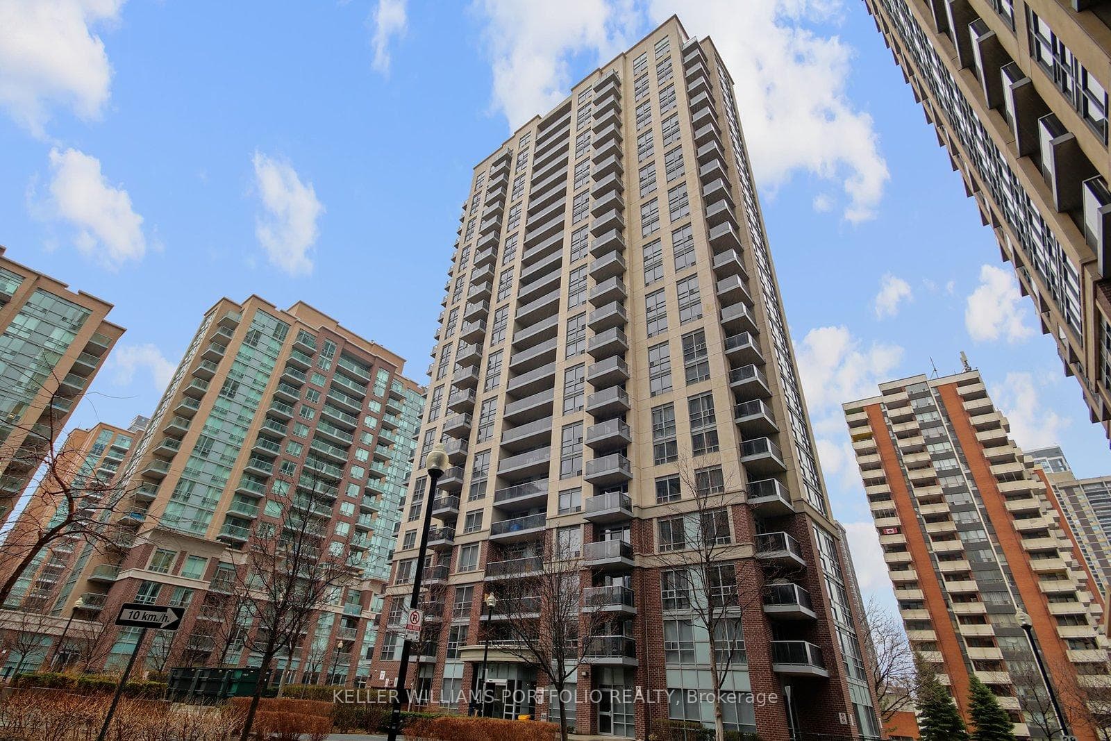 5 Michael Power Place Unit 2208, Etobicoke (Islington / Rexdale), ON M9A 0A3 - Photo 1