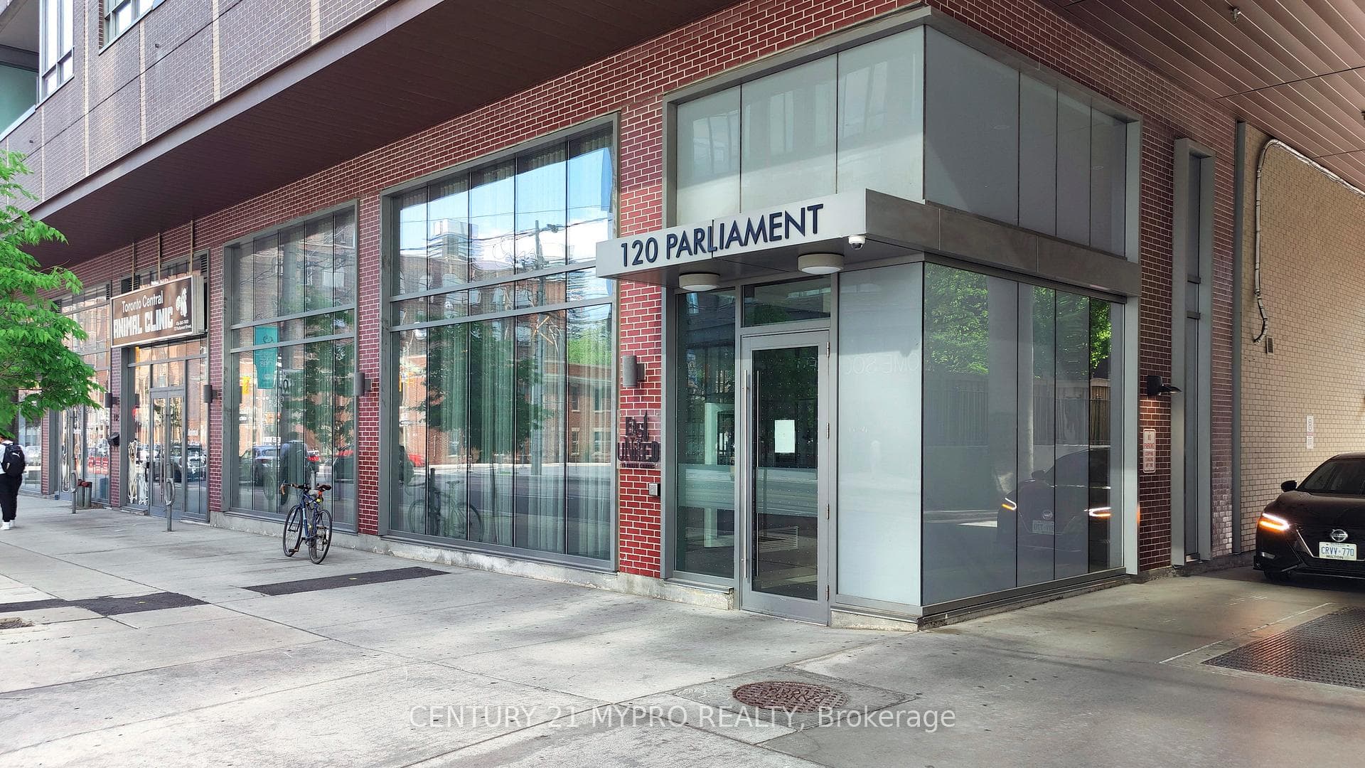 120 Parliament Street Unit 404, Regent Park / Cabbagetown / St. James Town, ON M5A 0N6 - Photo 1
