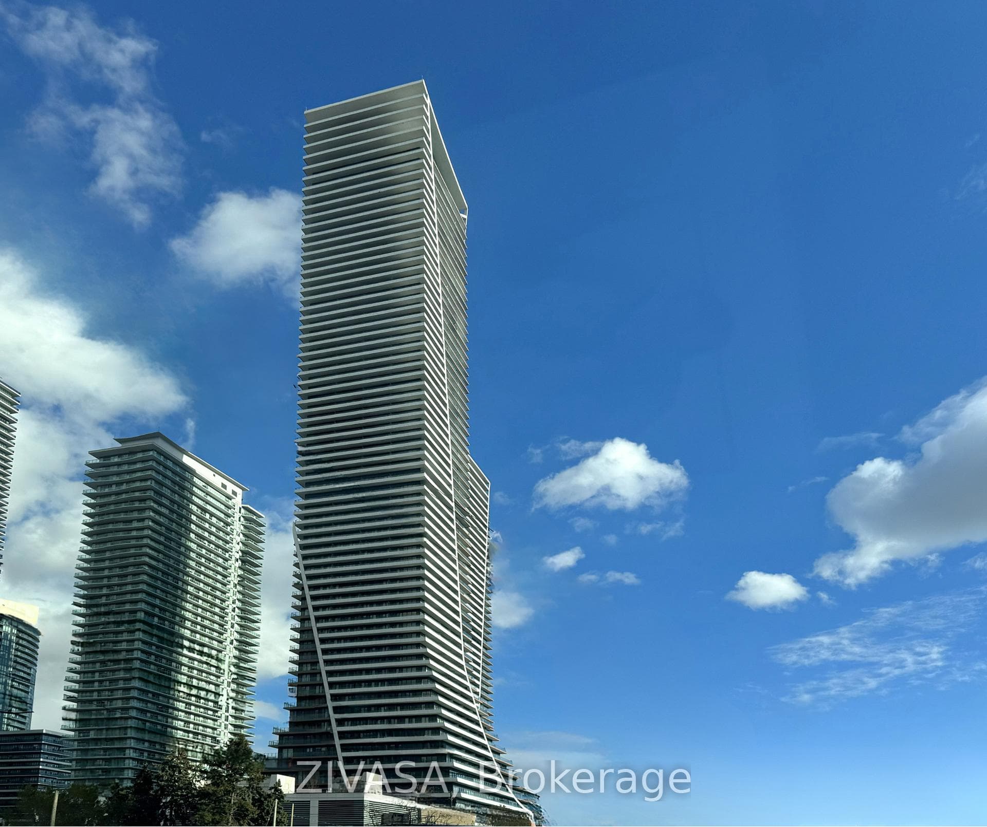 30 Shore Breeze Drive Unit 3413, Liberty Village / Parkdale / South Parkdale, ON M8V 0J1 - Photo 1