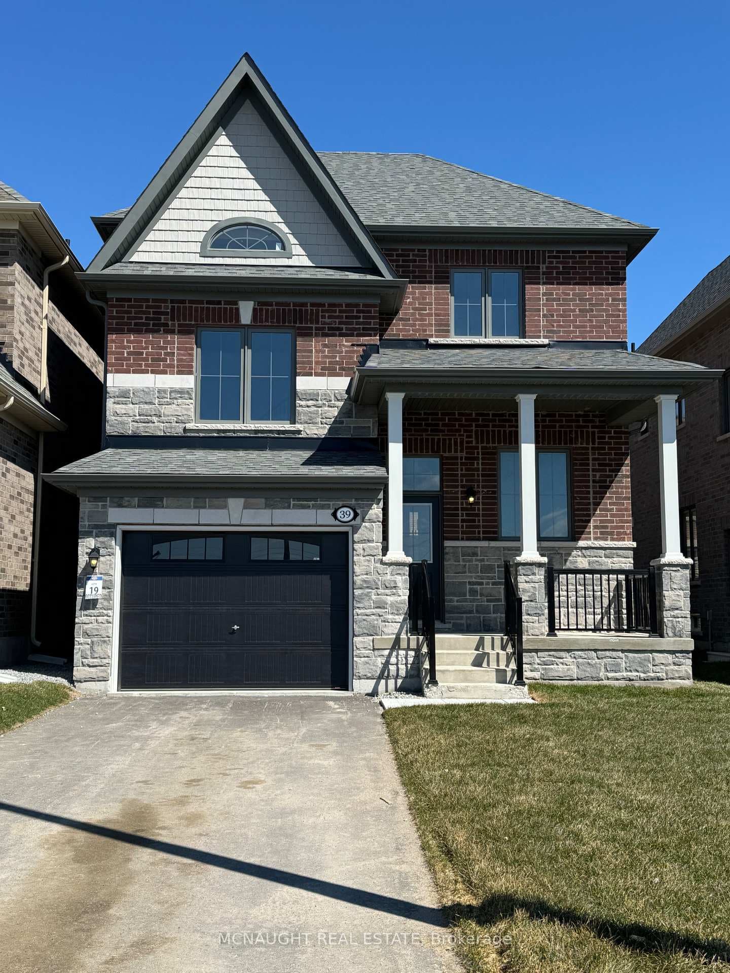 39 Lawrence D. Pridham Avenue, New Tecumseth