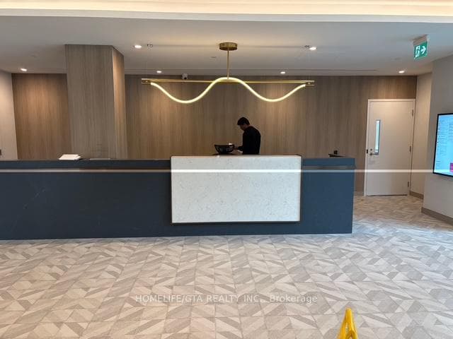 5 Quarrington Lane Unit 1102, Don Mills / Parkwoods / Victoria Village, ON M3C 0S5 - Photo 1