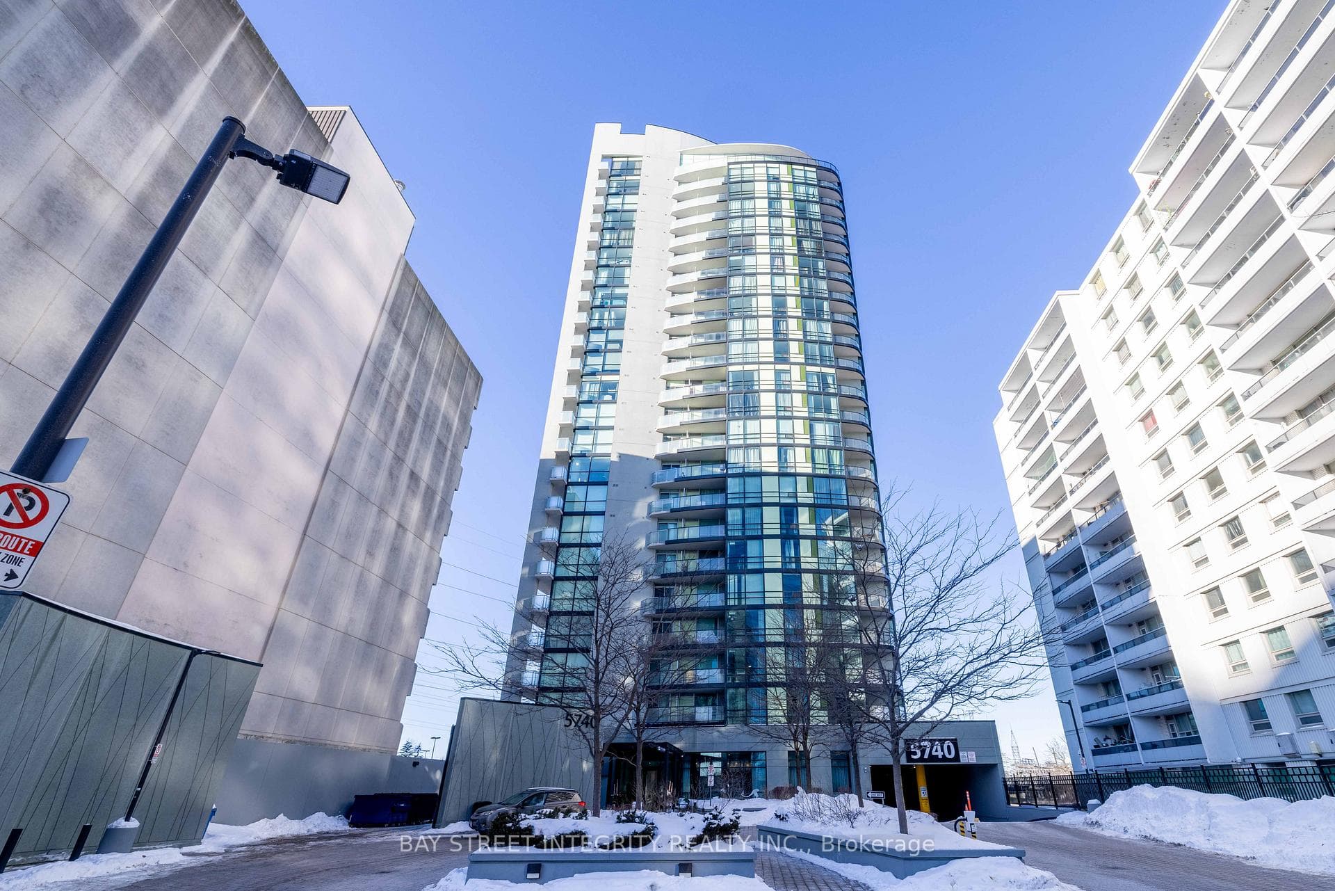 5740 Yonge Street Unit 1510, Thornhill / Willowdale, ON M2M 0B1 - Photo 1