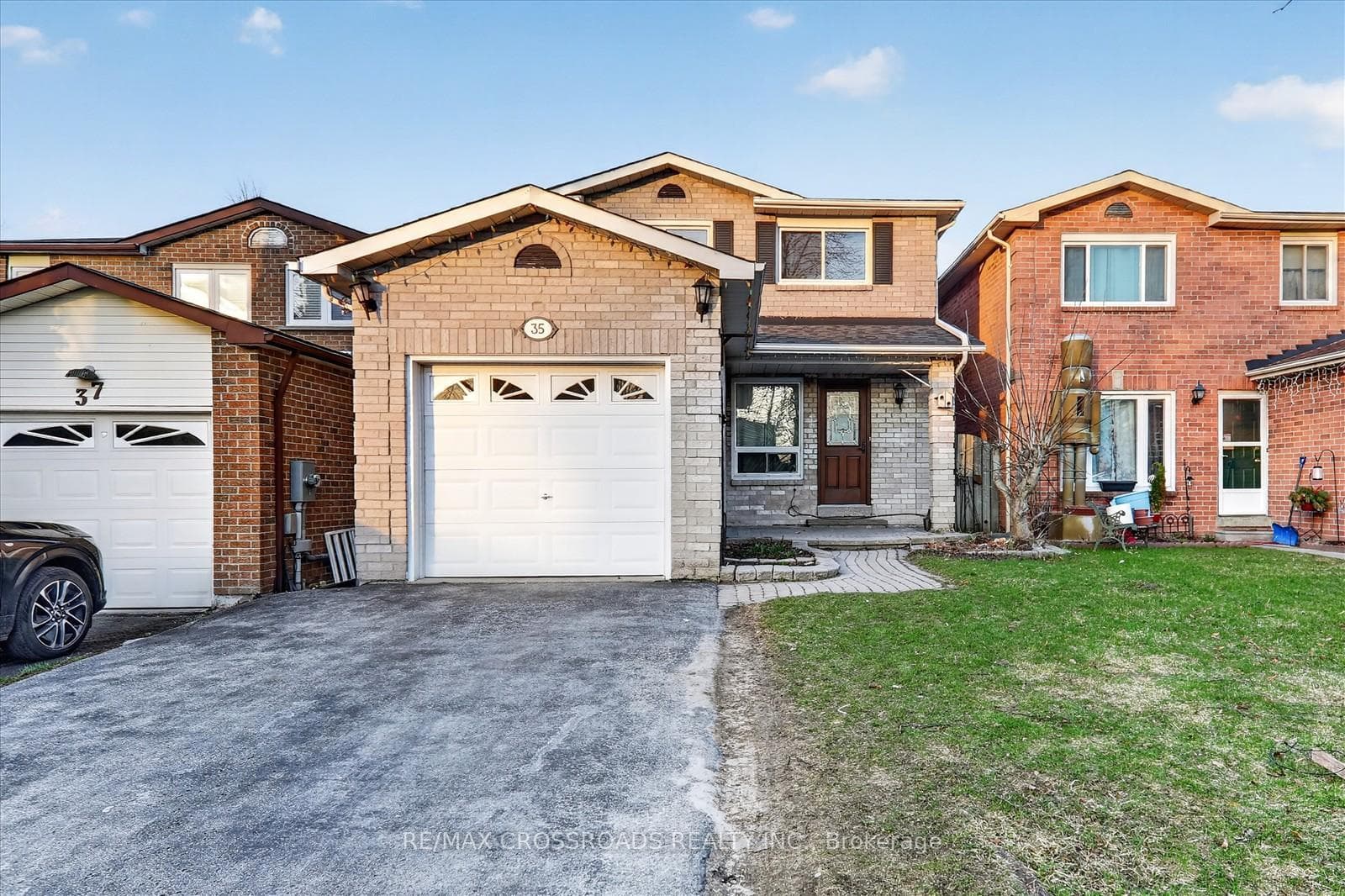 35 Harley Drive, Ajax, ON L1S 5X6 - Photo 1