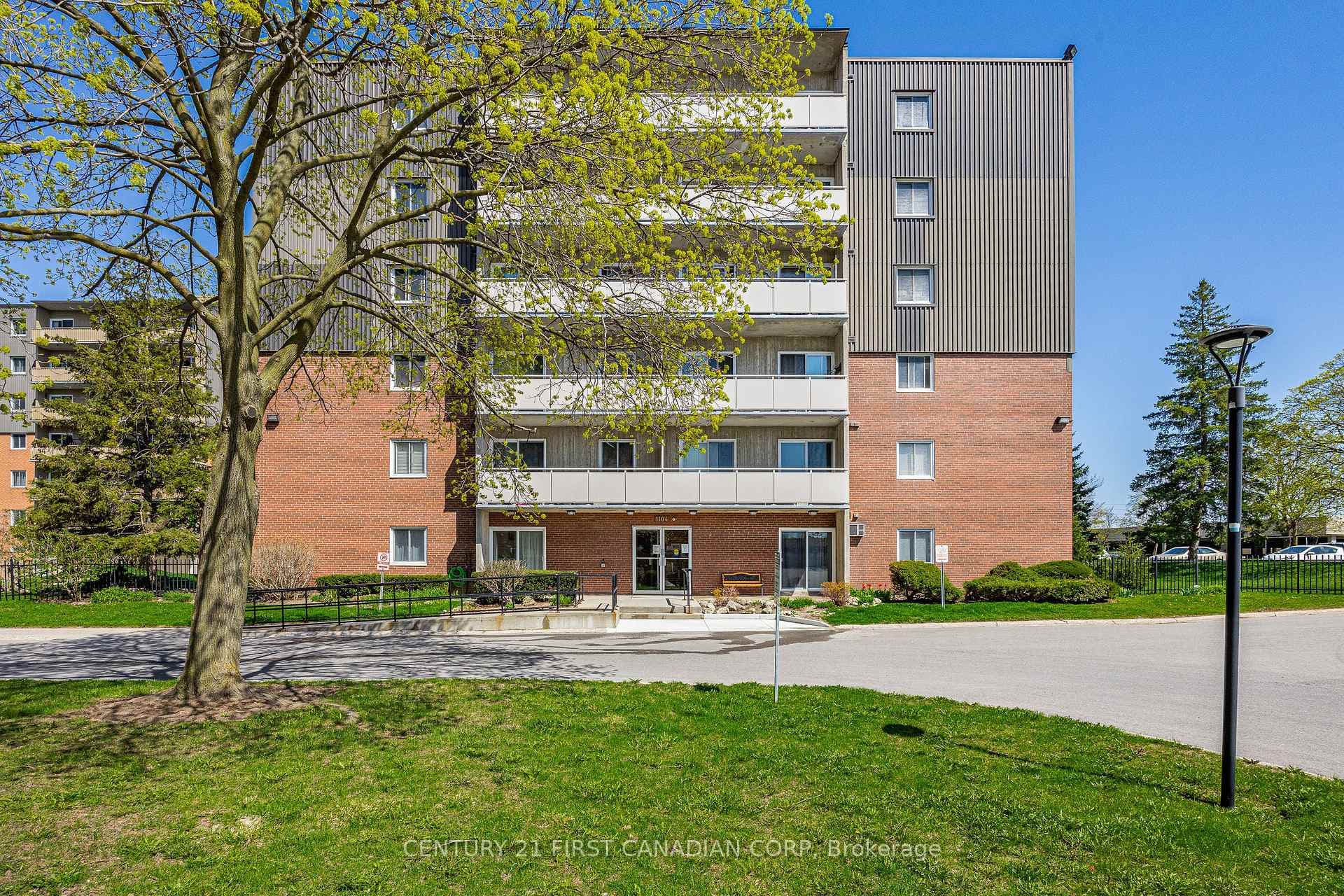 1104 Jalna Boulevard Unit 504, London South, ON N6E 2S6 - Photo 1