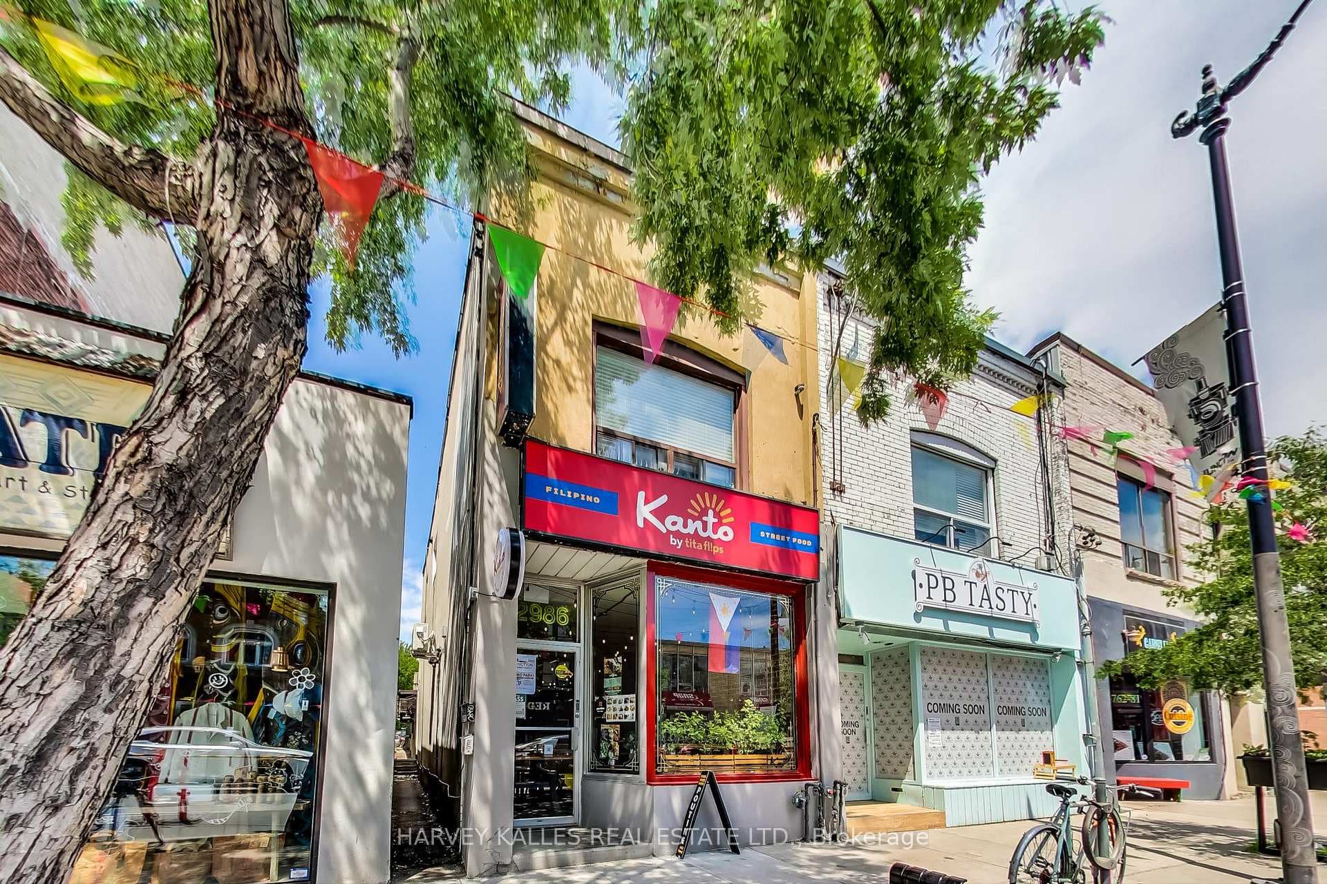 2986 Dundas Street, Bloor West Village / Swansea, ON M6P 1Z3 - Photo 1