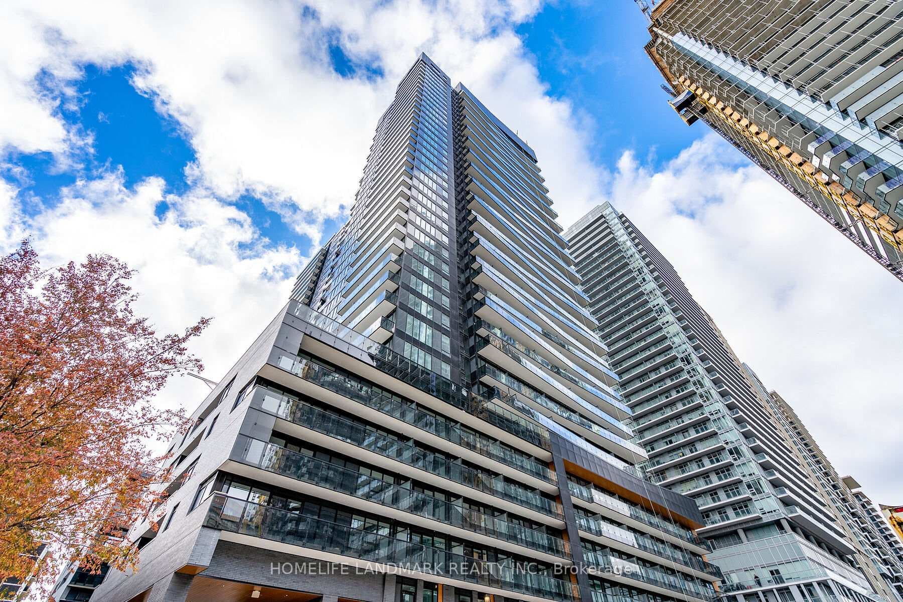 117 Broadway Avenue Unit 609, Leaside / Davisville, ON M4P 1V3 - Photo 1