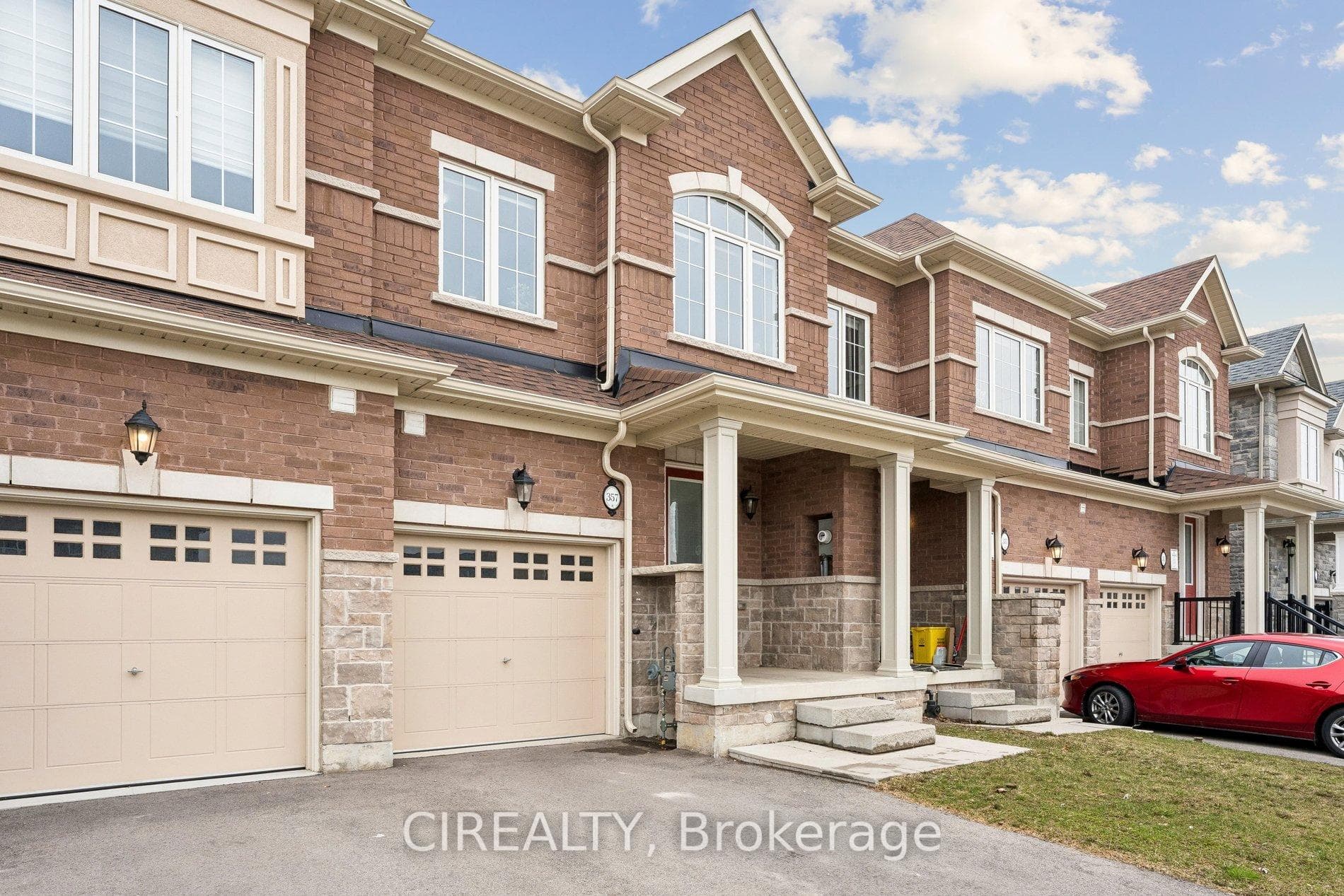 357 Raymond Road, Hamilton