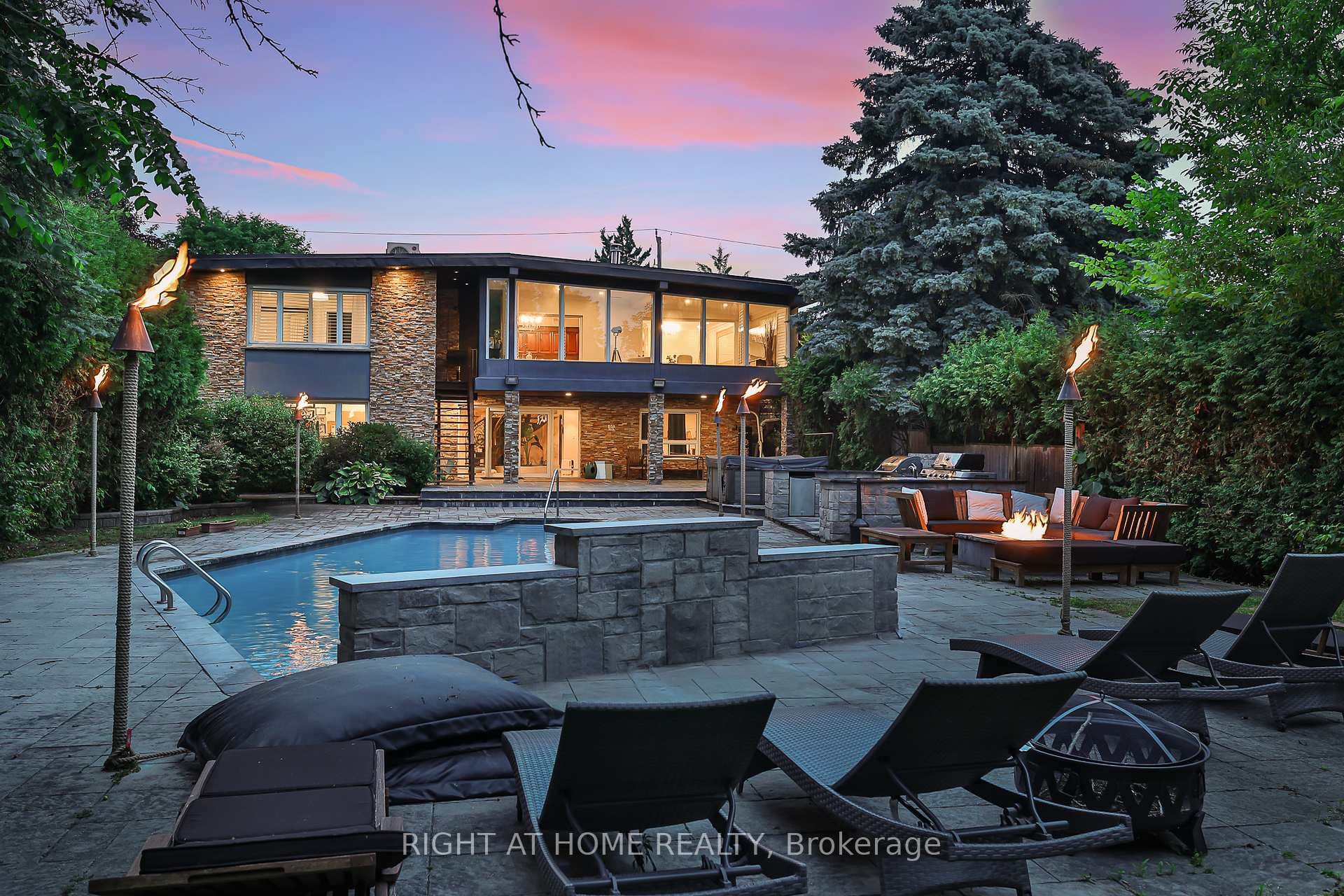 40 Heathview Avenue, Hillcrest Village / Bayview Village, ON M2K 2C1 - Photo 1