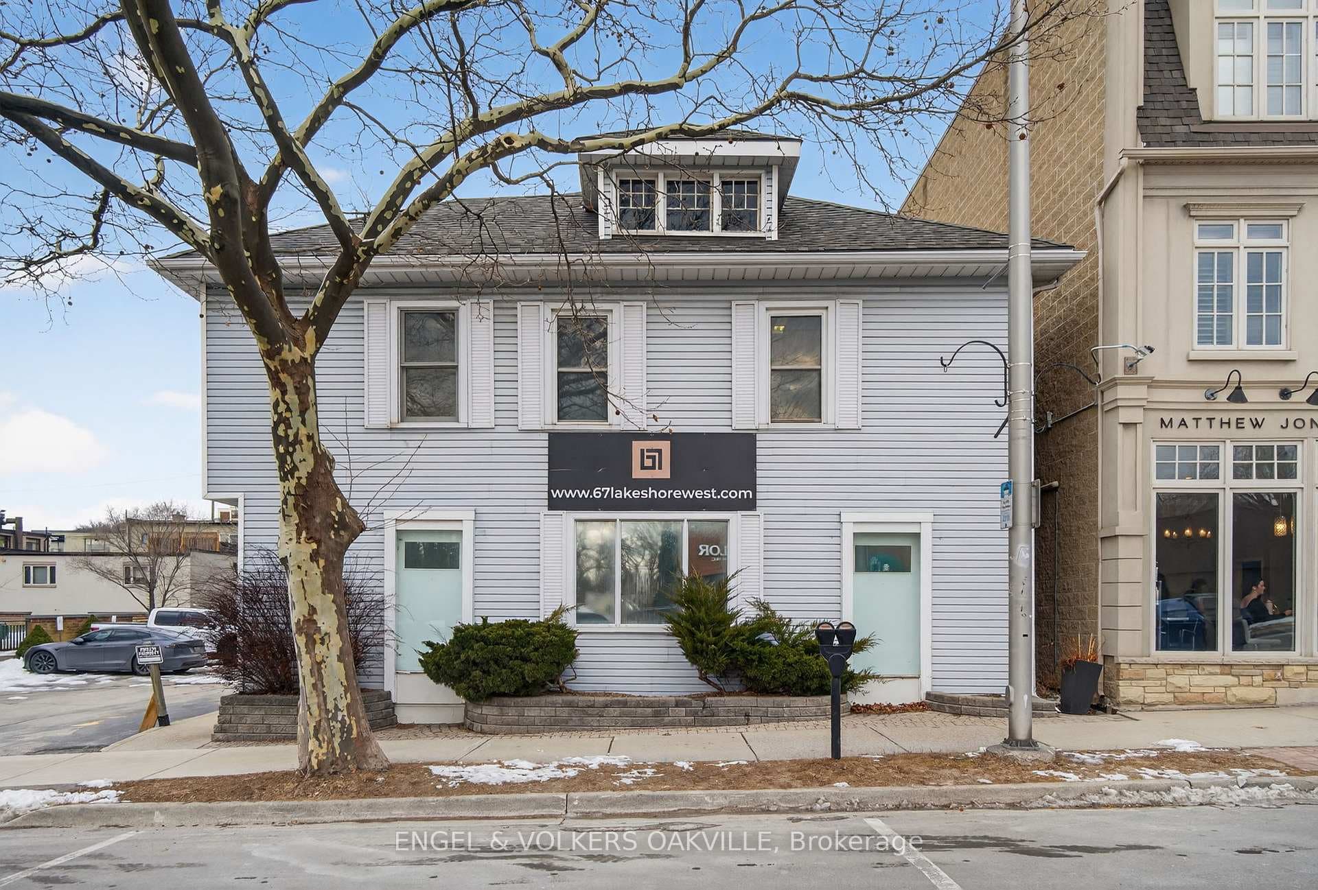 67 Lakeshore Road, Oakville, ON L6K 1C9 - Photo 1