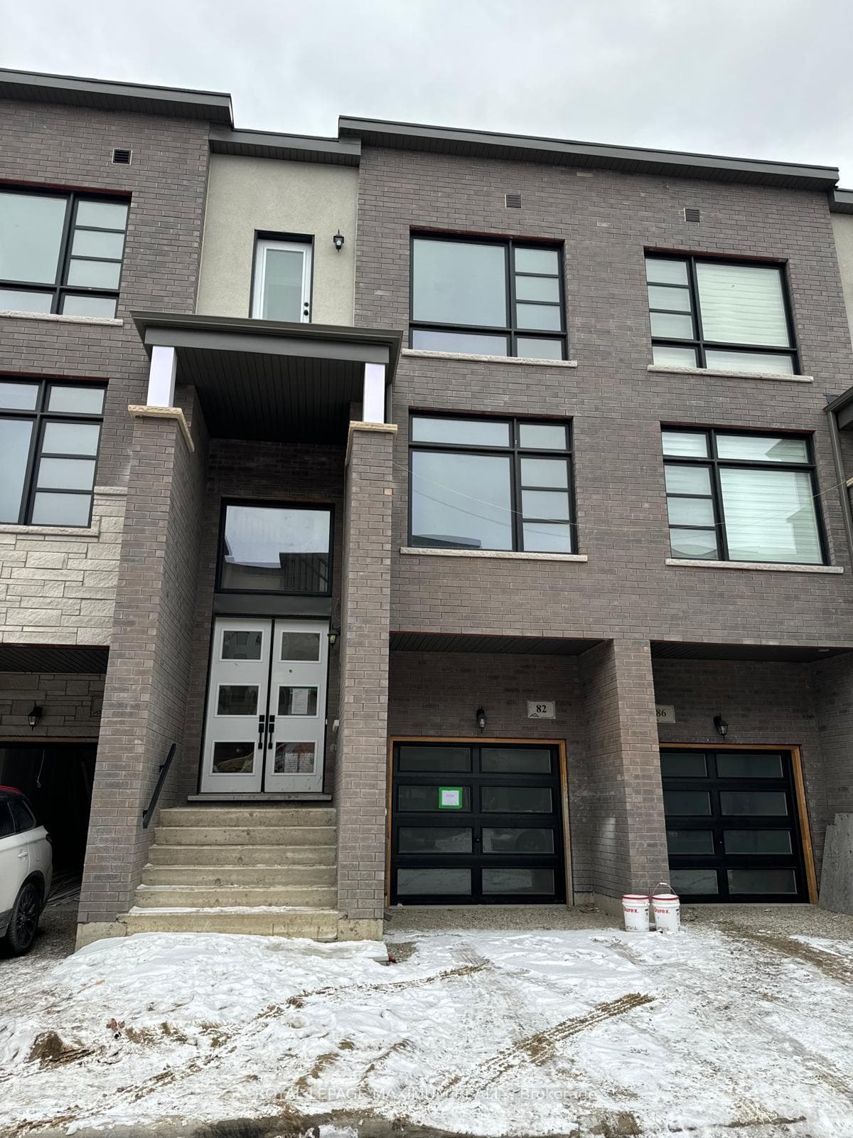 82 Paradox Street, Vaughan