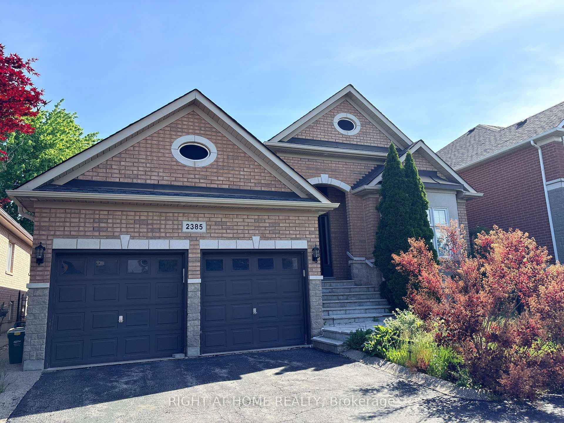 2385 Eighth Line, Oakville, ON L6H 7L7 - Photo 1
