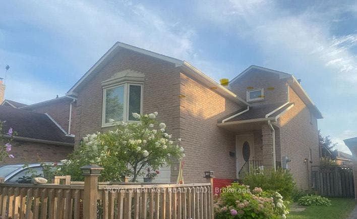 8 Ryecliffe Court, Scarborough (Morningside / West Hill), ON M1B 4W1 - Photo 1