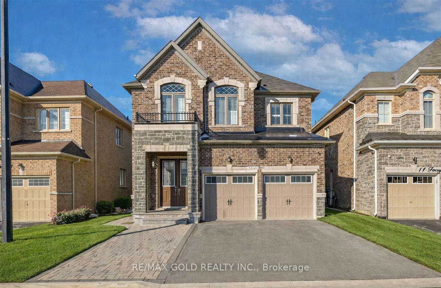 9 FORSYTH Crescent, Brampton, ON L6X 5N2 - Photo 1